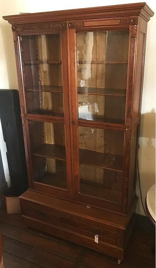 Cabinets &amp; Bookcases