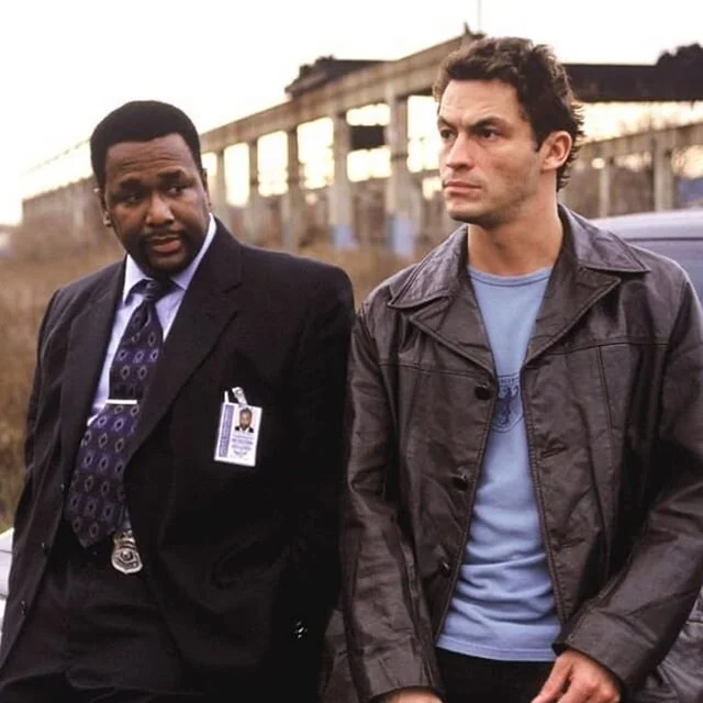 I&rsquo;m angry It took me so long to watch this show, but happy I get to enjoy it for the first time now. Halfway through season 2 now, and this has to be the greatest television in history. #thewire