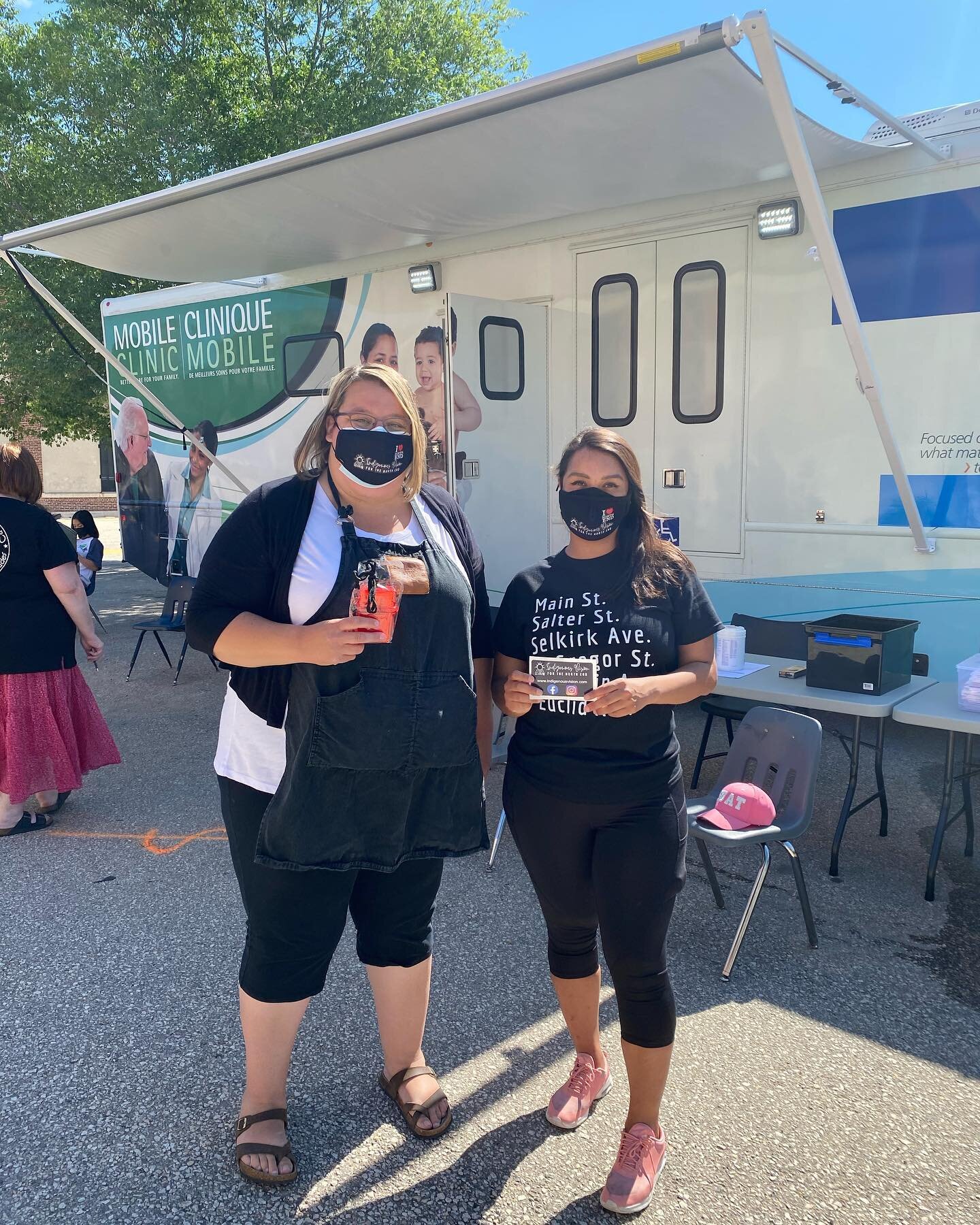 Samantha with Lord Selkirk Park Resource Centre and Jewel showing off some IVNE merch! 

We checked out the clinic happening today and tomorrow at Lord Selkirk Park. The team is doing a great job of making sure everyone is spoken to and welcomed. If 