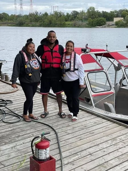 IVNE with Comm.UNITY.204 &amp; Drag The Red