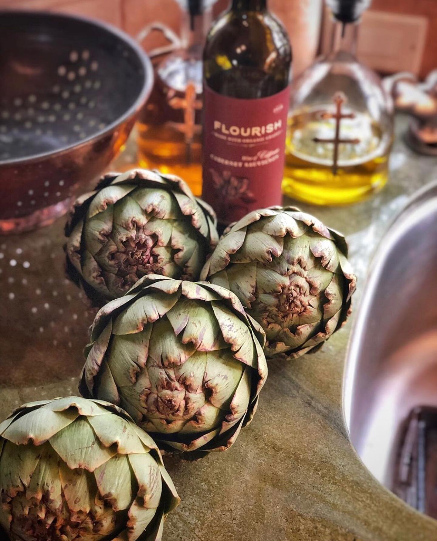 She Mentioned Artichokes &bull; Quiet day at our castle by the sea. A slash of white wine in the Lemon Garlic Aioli.... #artichokes #aioli  #artichoke #foodporn #foodie #food #artichokes #healthyfood #carciofi #foodphotography #dinner #vitaminb #vege