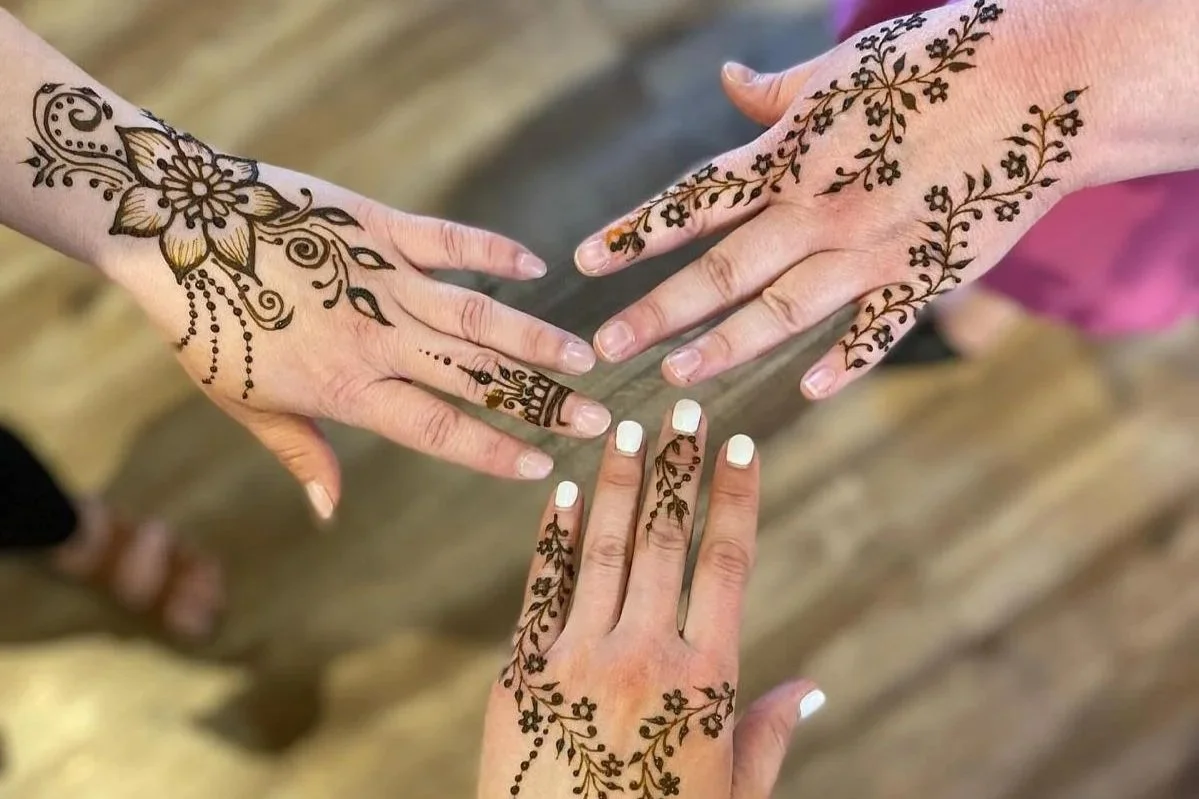 August 21, 3:00pm - Intro to Henna (Exclusive Teen Workshop)