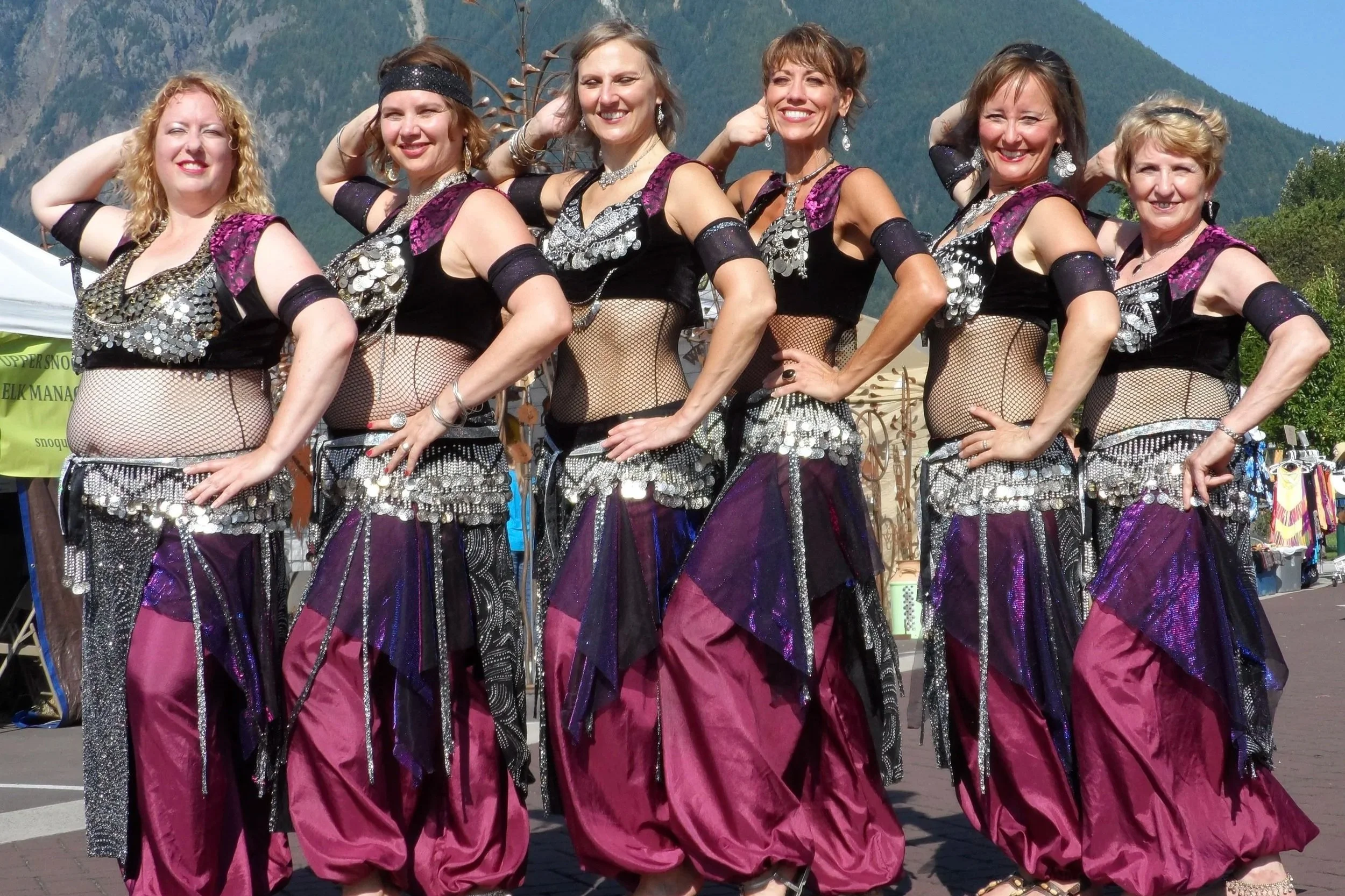 April 10, 5:00pm - Beginning Belly Dance Technique and Costuming