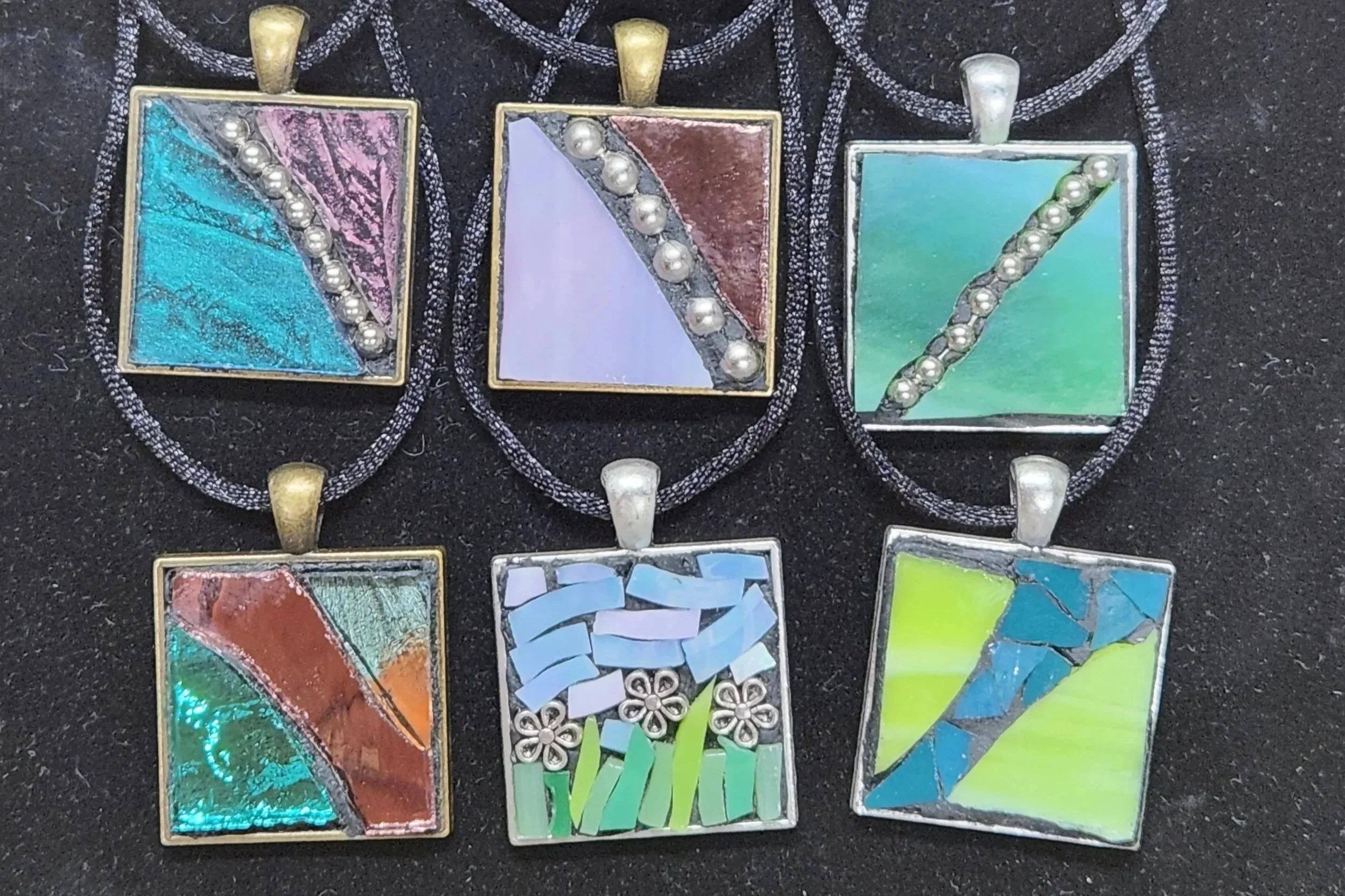 August 2, 10:00am - Mosaic Pendants