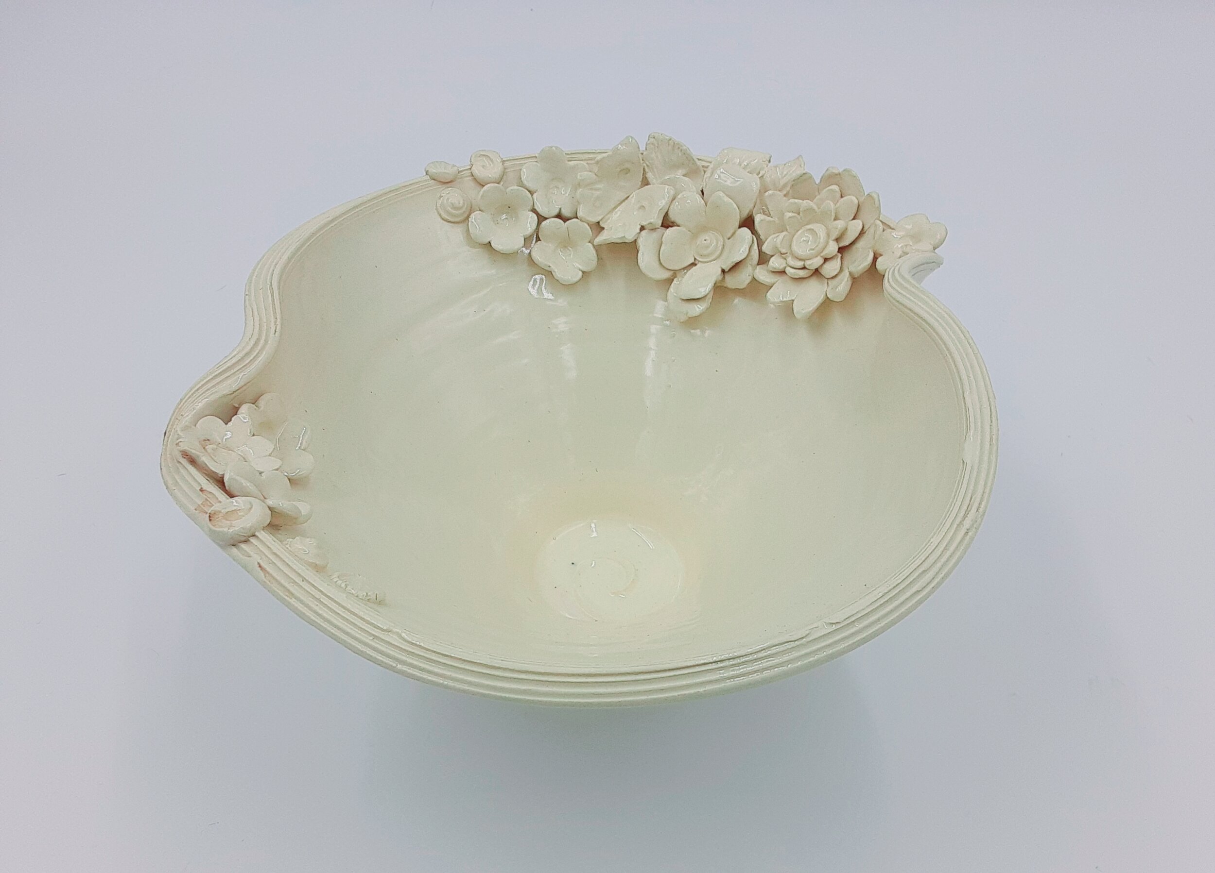 Bouquet Collection Swirl Bowl