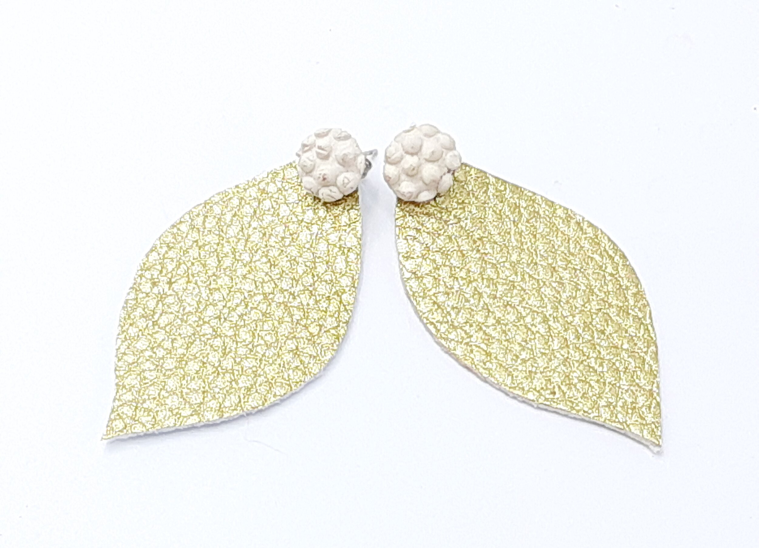 Vegan Leather &amp; Clay Leaf in Gold