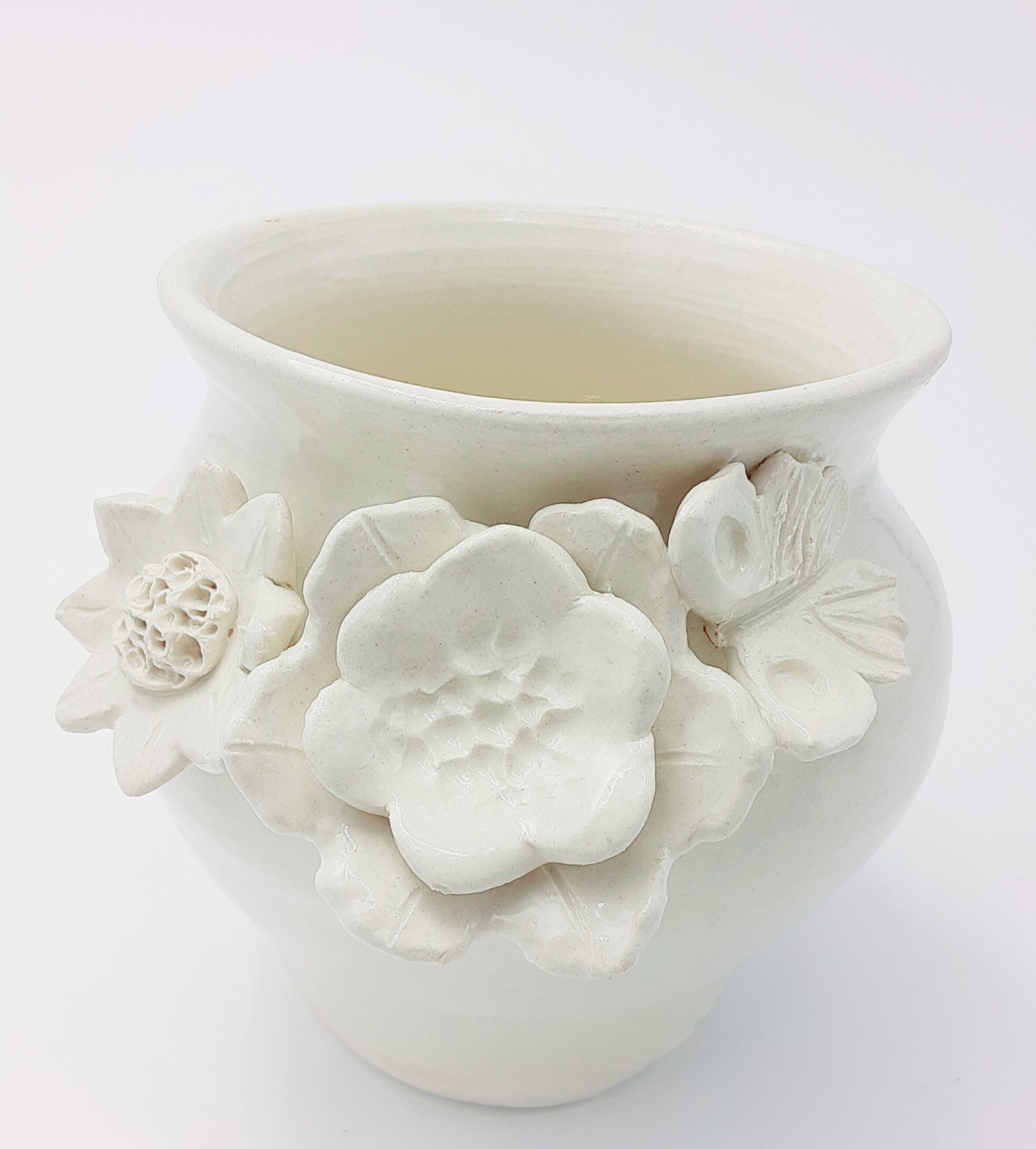 Bouquet Butterfly Round Vase