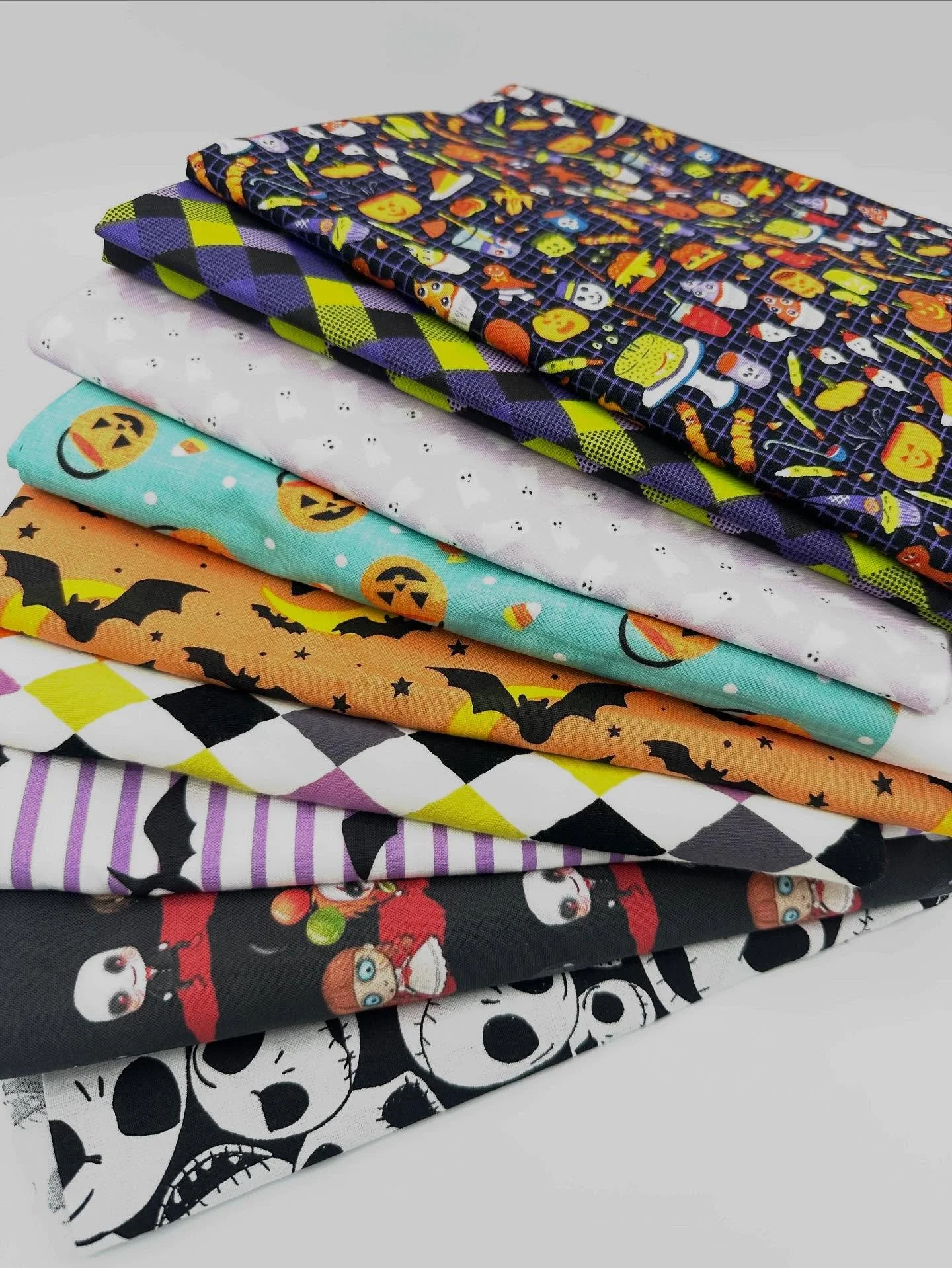 Here&rsquo;s a peek at our Howloween Collection dropping on Thursday October 2nd @ 11am EST. 
Be on the look out for 2 more surprise prints in which we will give sneak peeks in our stories over the coming days! 👻🎃🧙☠️👀🦇🖤🤍🧡💜
@banjos_bows 
banj