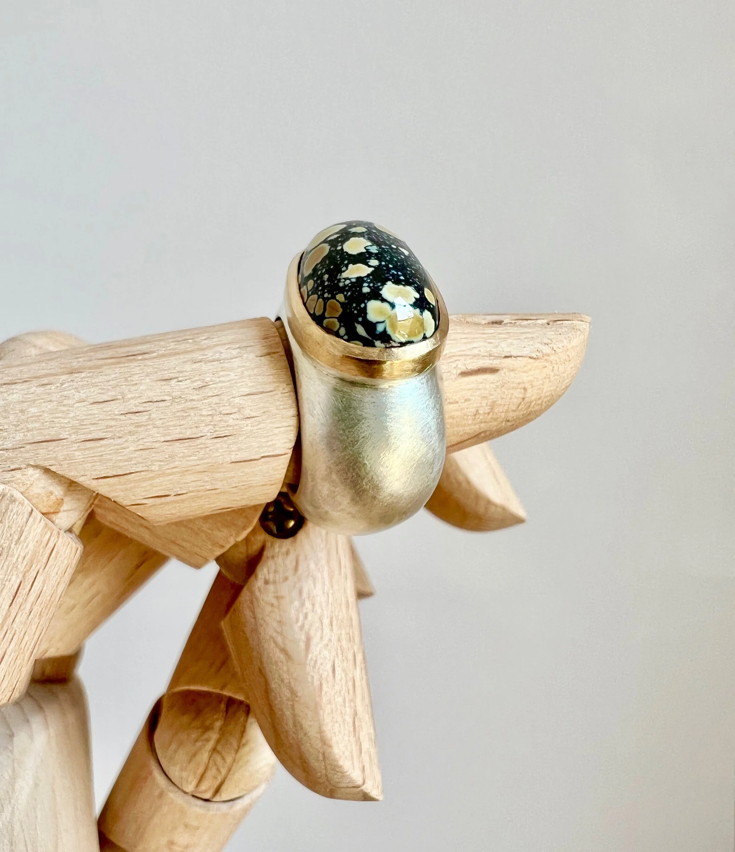 Bomba ring
sterling silver, 18k gold, variscite