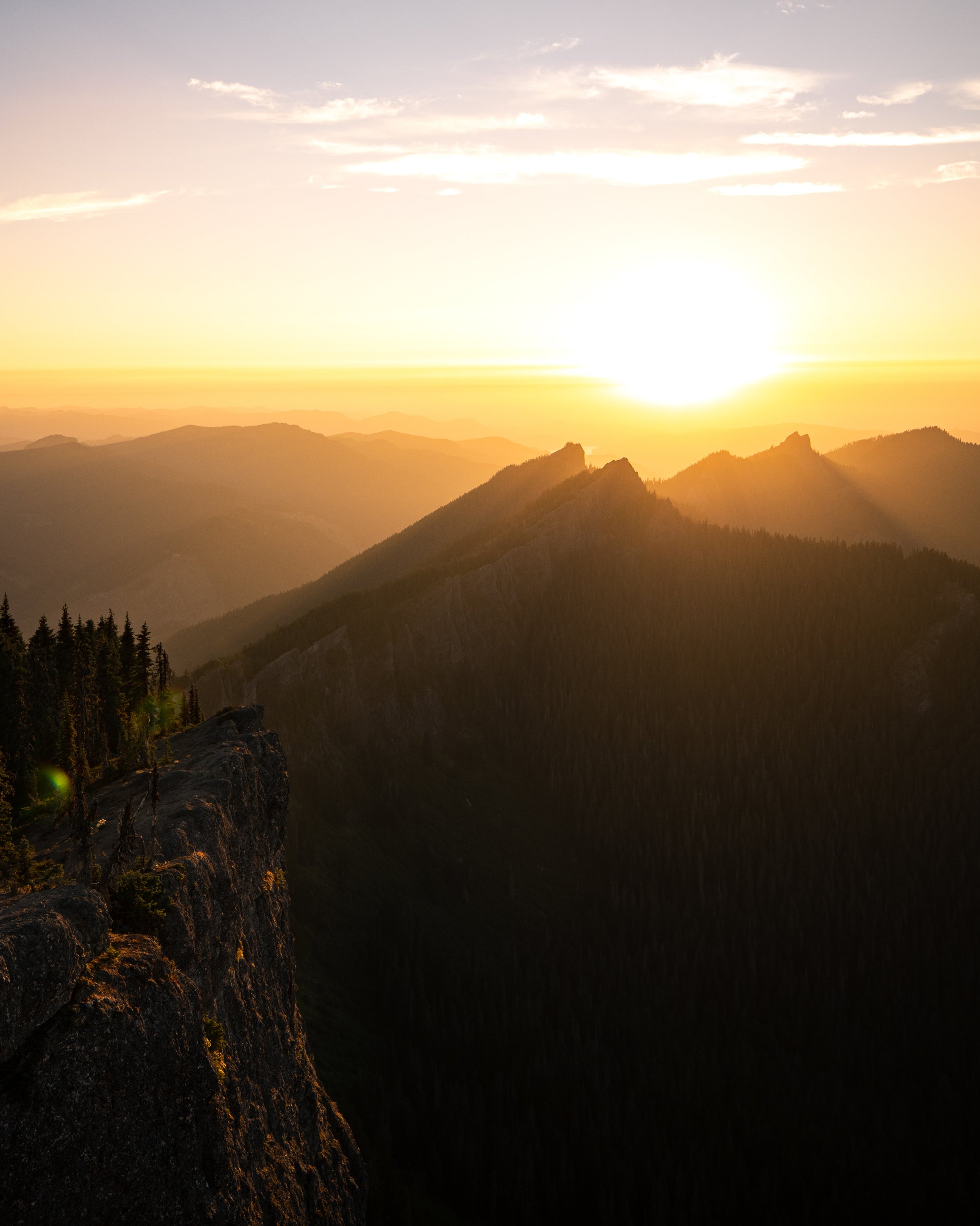 sunset-mount-rainier-zach-plank.jpg