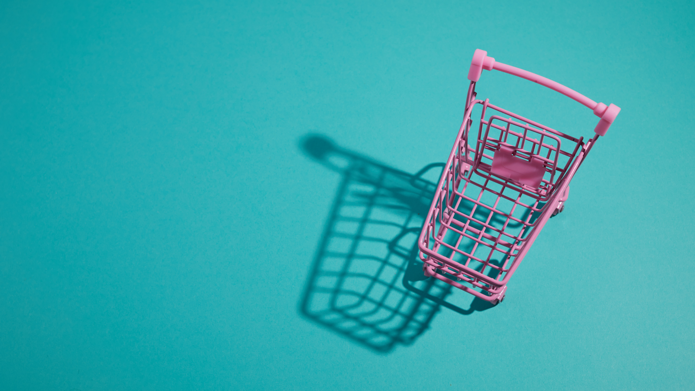 How to successfully sell on social media