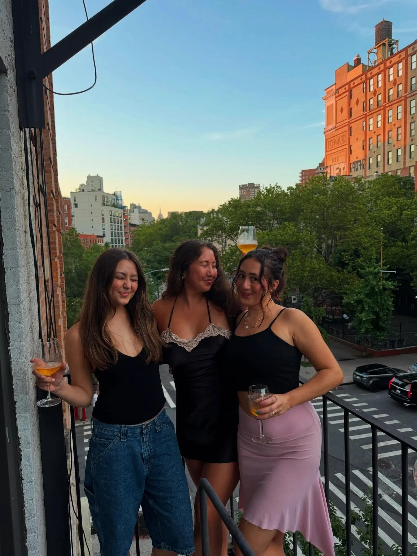 middle of summer check in!! 🧚🏽🏙️🌟🌞