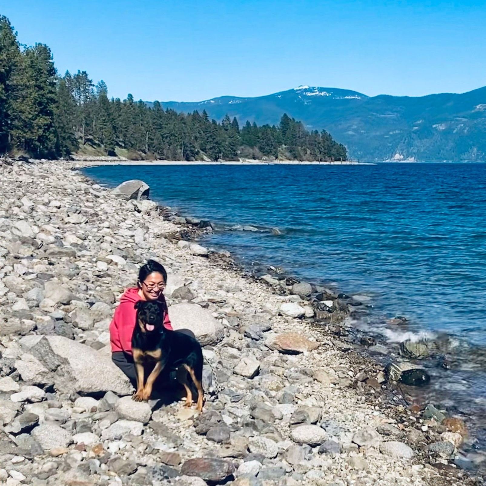 Zar Zar had an amazing weekend adventure in Idaho with their BMHS foster, Dr. Kitty Nguyen! They enjoyed hiking, exploring nature, and even made a new furry friend with a similar personality. It's a big step that they both tolerated each other so wel