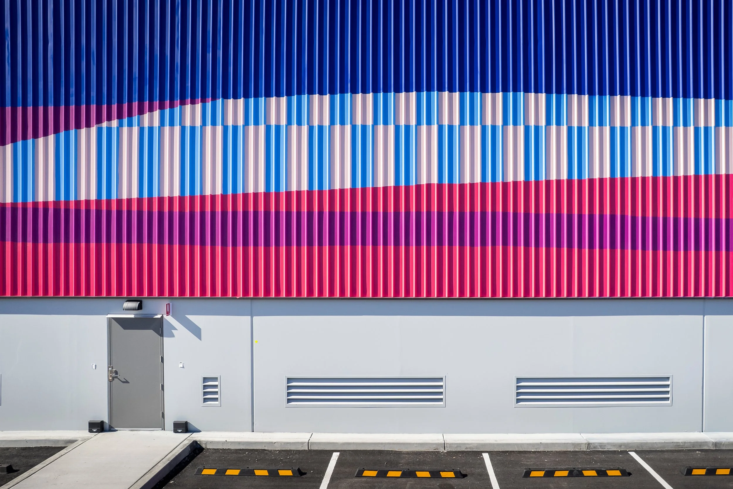 elliott-routledge-ESR-eastern-creek-mural-8.jpg