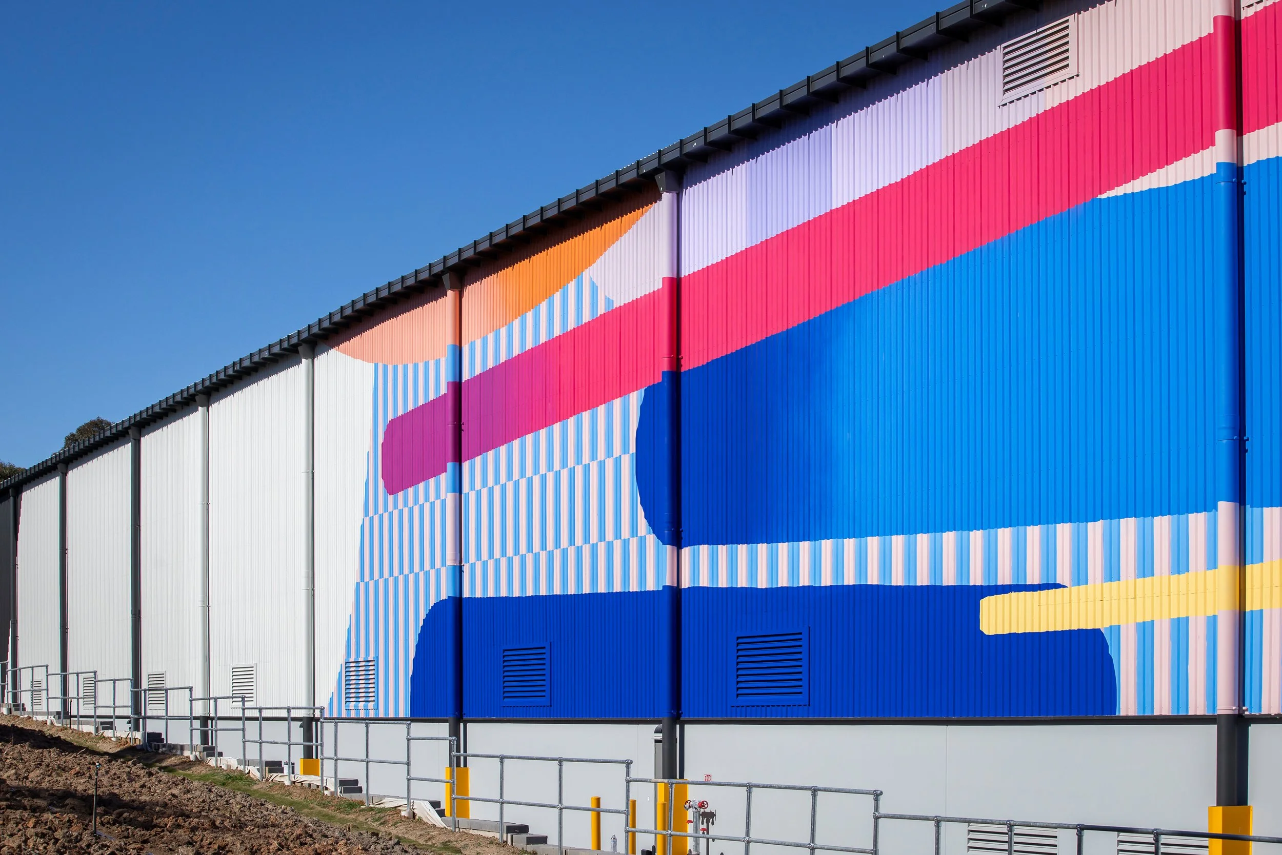 elliott-routledge-ESR-eastern-creek-mural-3.jpg