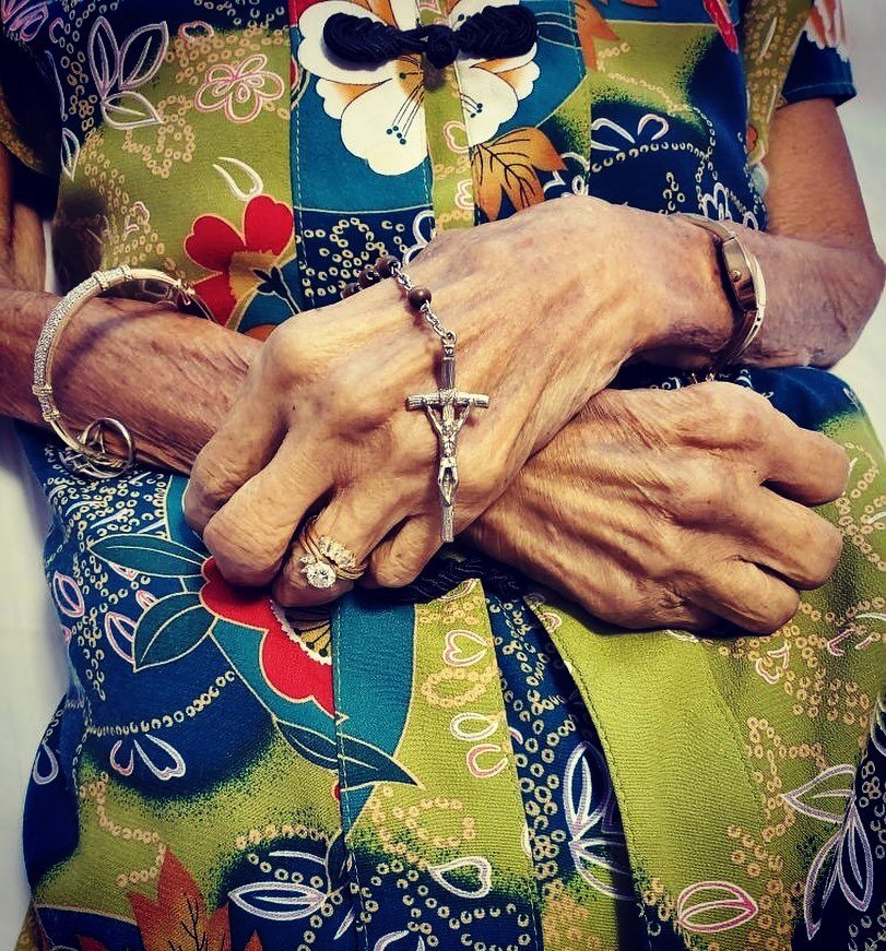 Grandma passed away peacefully yesterday afternoon 🕊 

I&rsquo;m so grateful for technology &amp; that we could be with her during her last moments.

It makes me smile to see her hands. Because I have the same hands. It&rsquo;s a reminder everyday a