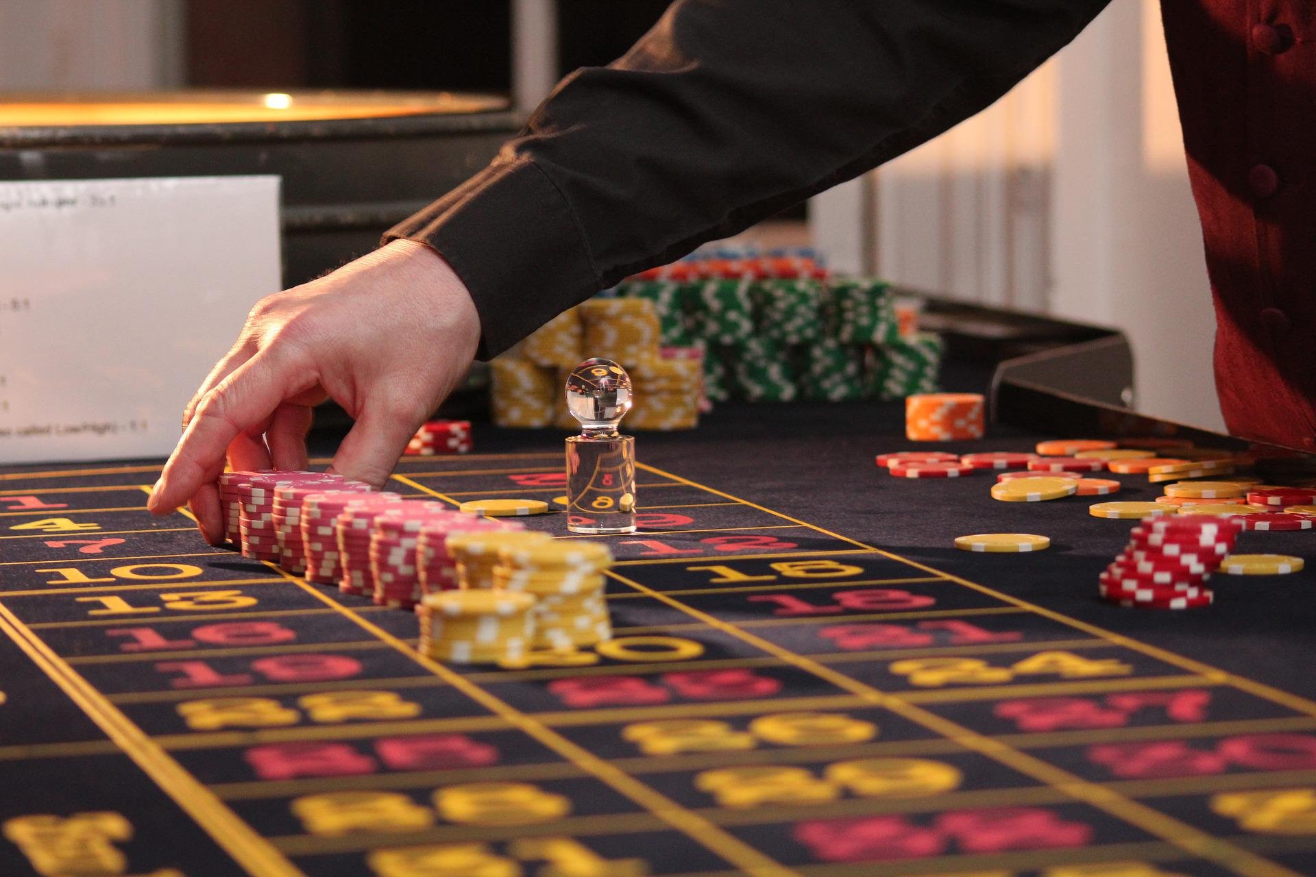 roulette-2246562_1920.jpeg