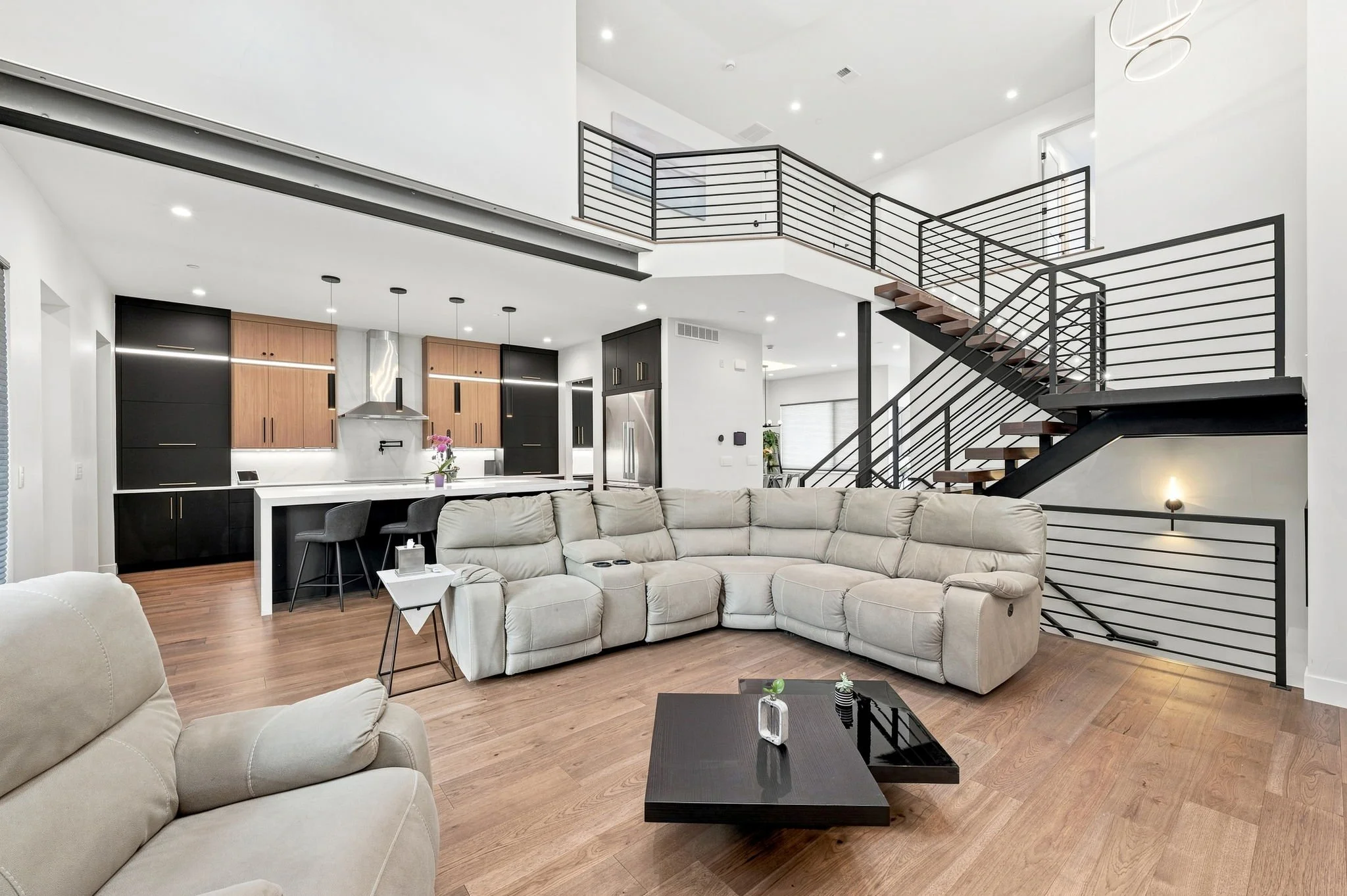 21-web-or-mls-Z62_4086.jpg