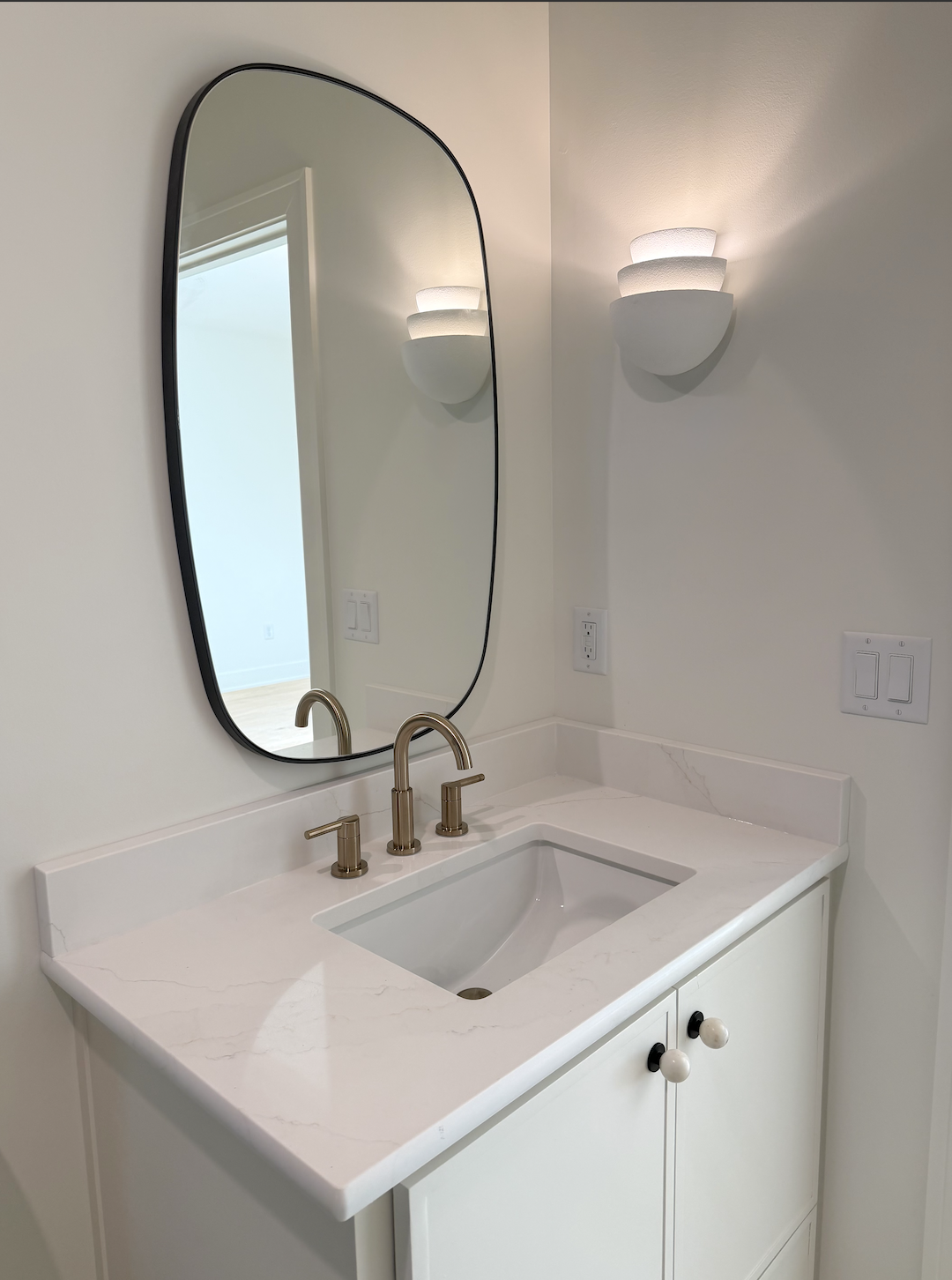 Project Breakdown: White Oak Villa | Secondary Bathroom