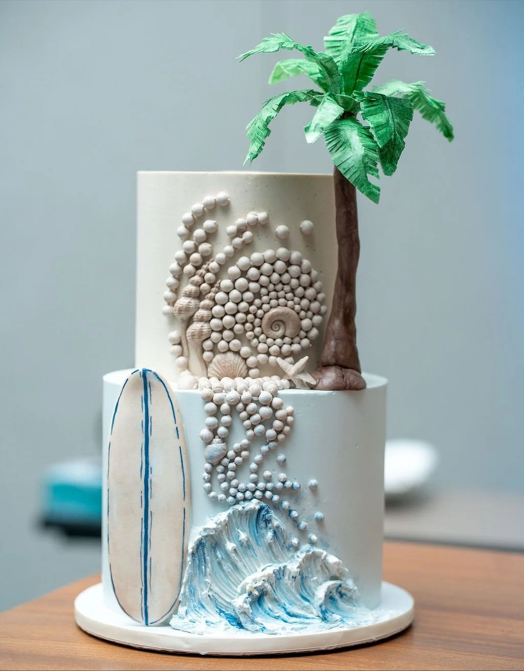 Baby on board 🏄 🌊 
&mdash;&mdash;&mdash;
@costarika 
&mdash;&mdash;&mdash;
📸 @max_global_media 
@stregislongboatkey 
&mdash;&mdash;&mdash;
#oroeventco #babyshower #babyonboard #eventdesigner #cake #cakeartist