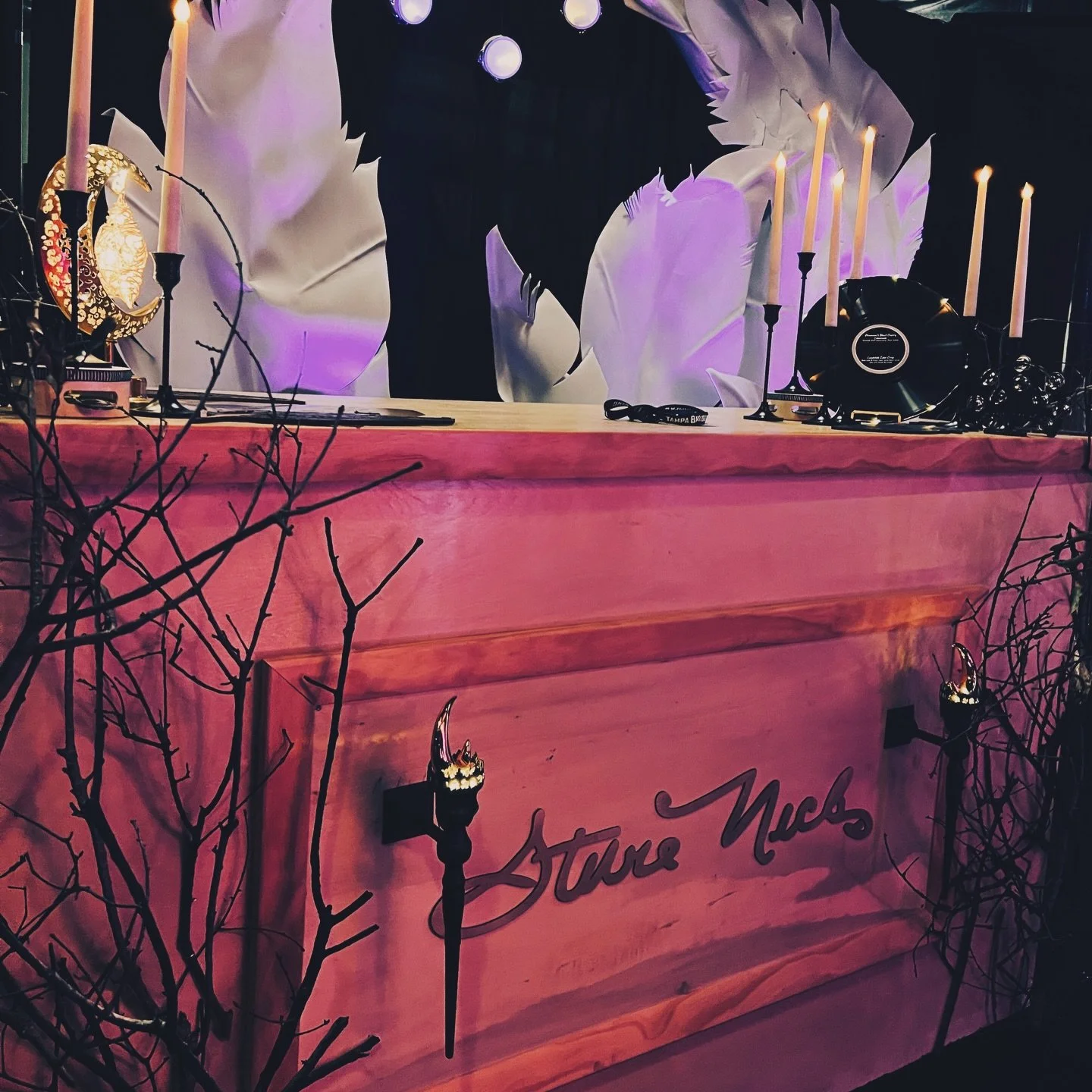 Honored to create this for @benchmarkintlarena for @stevienicks🔮🌙
&mdash;&mdash;&mdash;
#oroeventco