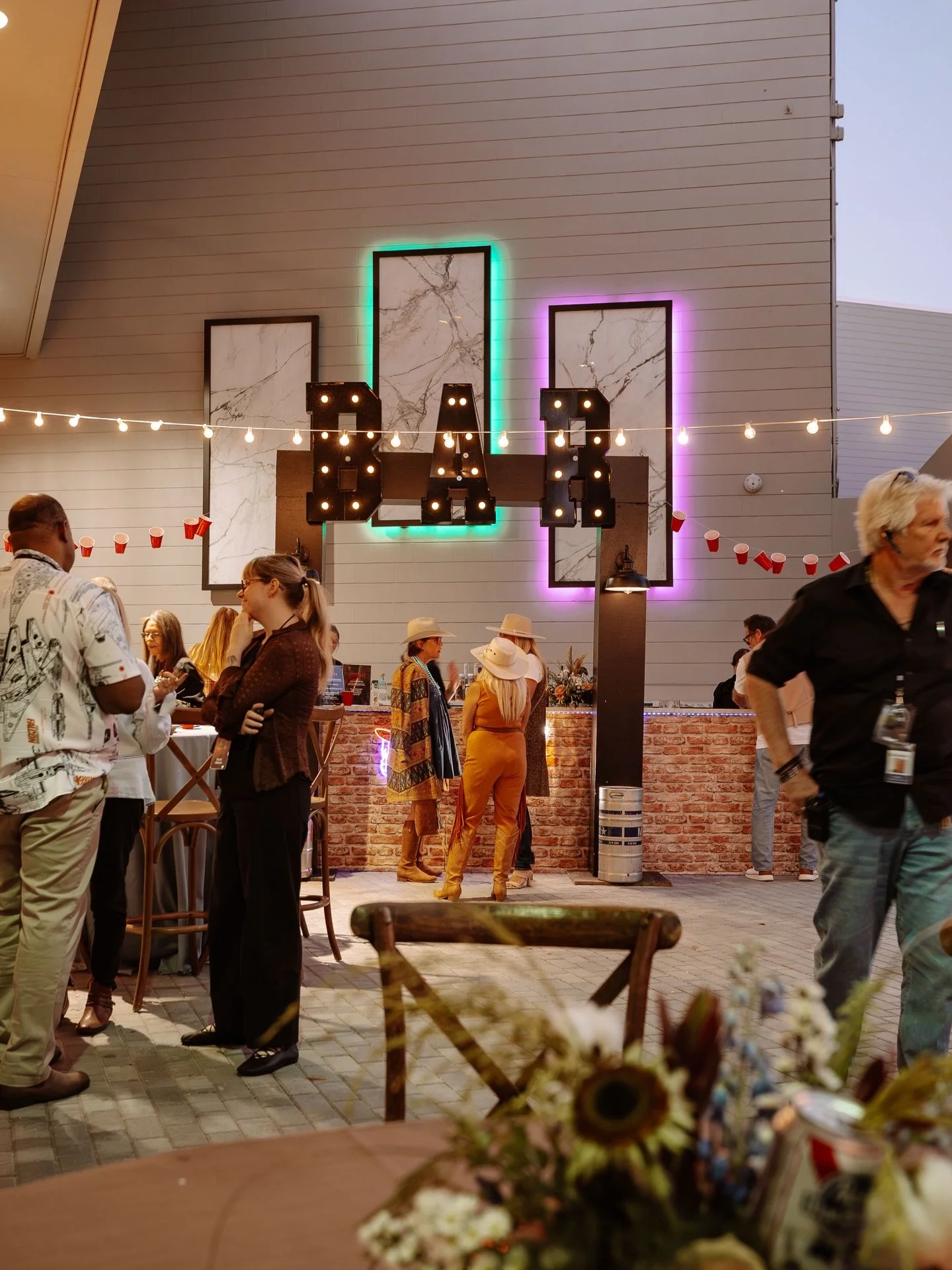 Such a pleasure transforming this beautiful space at @rutheckerdhall for an evening with Tyler Hubbard for their Friends of Music Event 🎶🎤
&mdash;&mdash;&mdash;
@rutheckerdhall @tylerhubbard 
&mdash;&mdash;&mdash;
📸 @lucid.mediagroup 
&mdash;&mdas