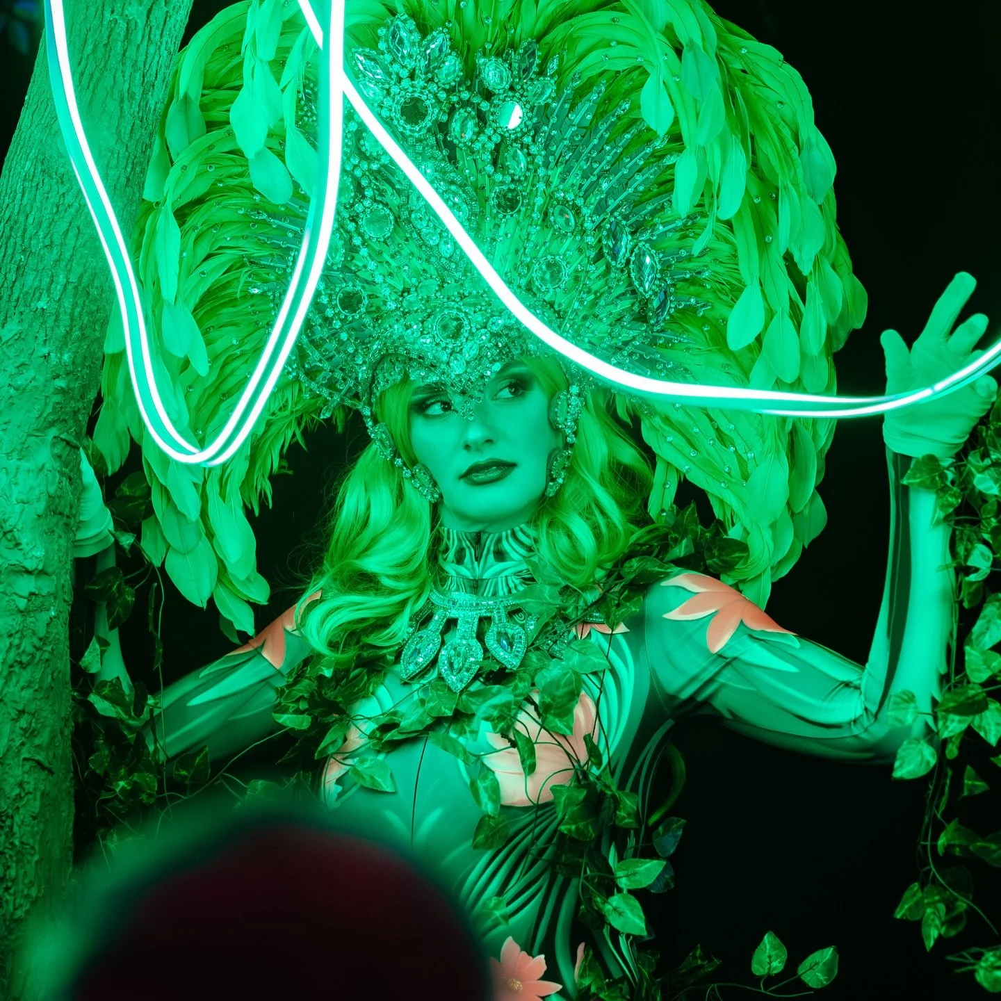 Deep into the enchanted electric forest 🌳 🍄&zwj;🟫🍄
&mdash;&mdash;&mdash;
@berlinpattenebling 
&mdash;&mdash;&mdash;
📸 @lucid.mediagroup @davidzhouphotography @max_global_media 
&mdash;&mdash;&mdash;
#oroeventco