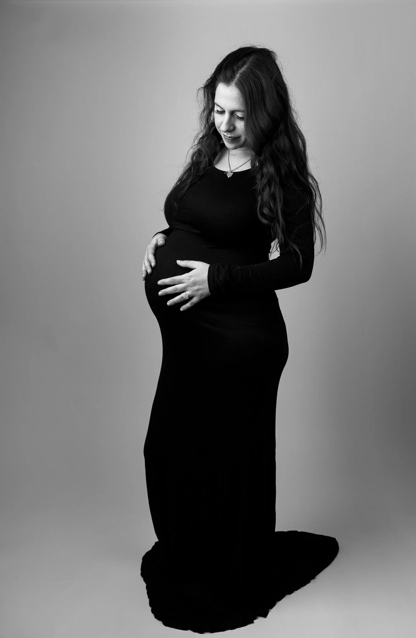 Nancy Maternity B&W.jpg