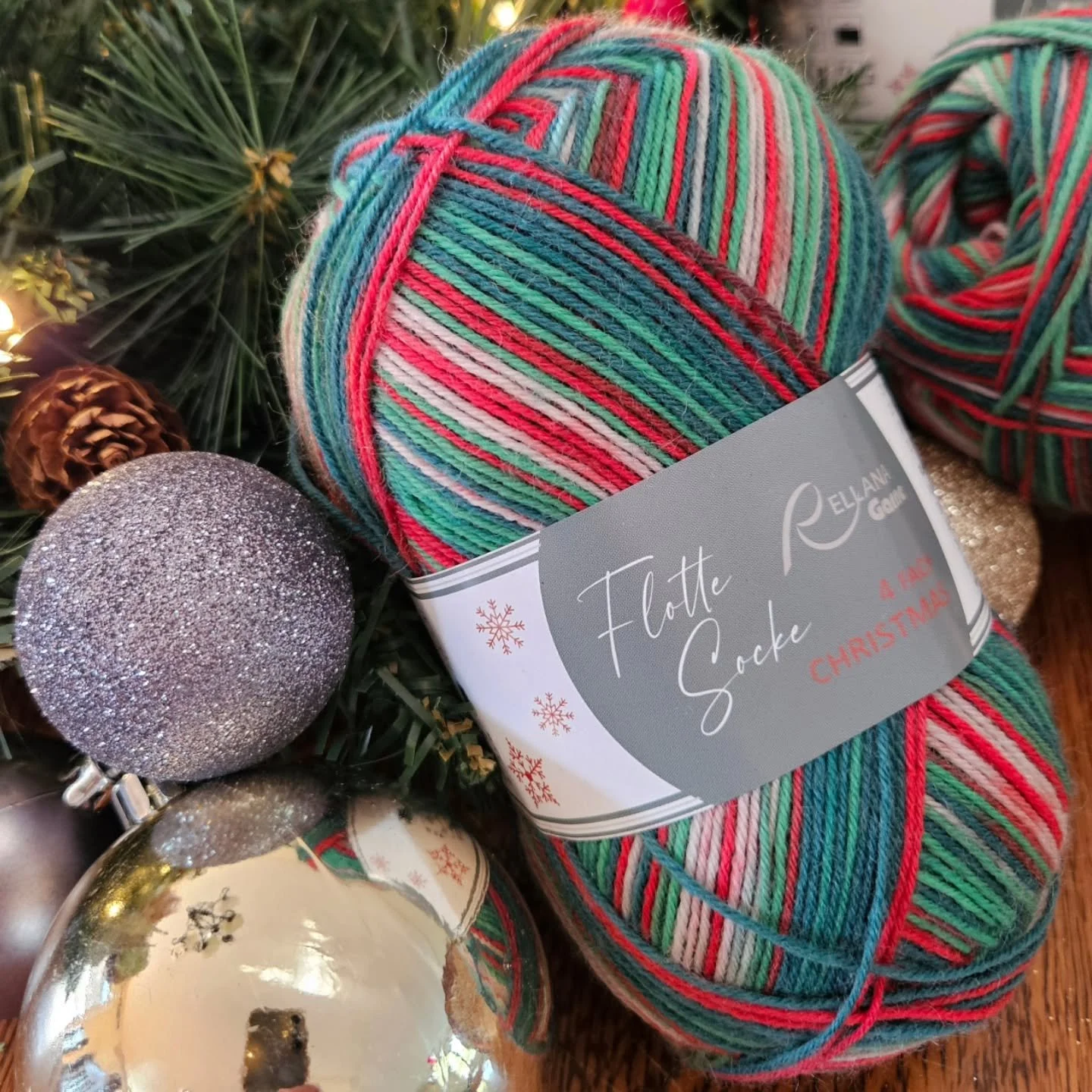 - New Arrival -

Let the holiday knitting begin!

Rellana Flotte Christmas 4.ply sock yarn has just arrived.  Bursting with festive colours, it's the perfect yarn for creating cozy holiday socks. 

Available in-store and online.