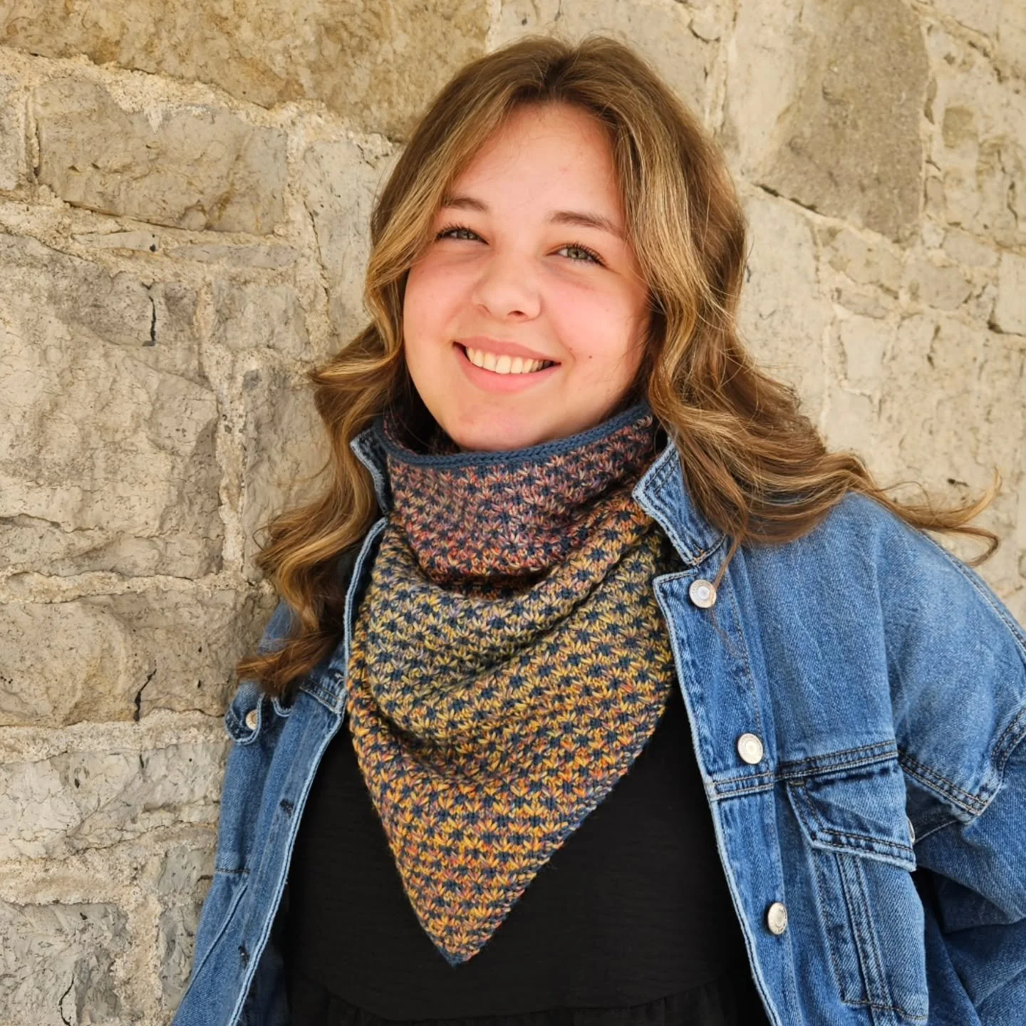 Now available for online ordering!

Our Thistle Thorn Cowl Kits made their debut at the @kawarthayff earlier this year. They were a customer favourite in the shop throughout the summer.... AND as of today, they're also available online.

Shop our gre