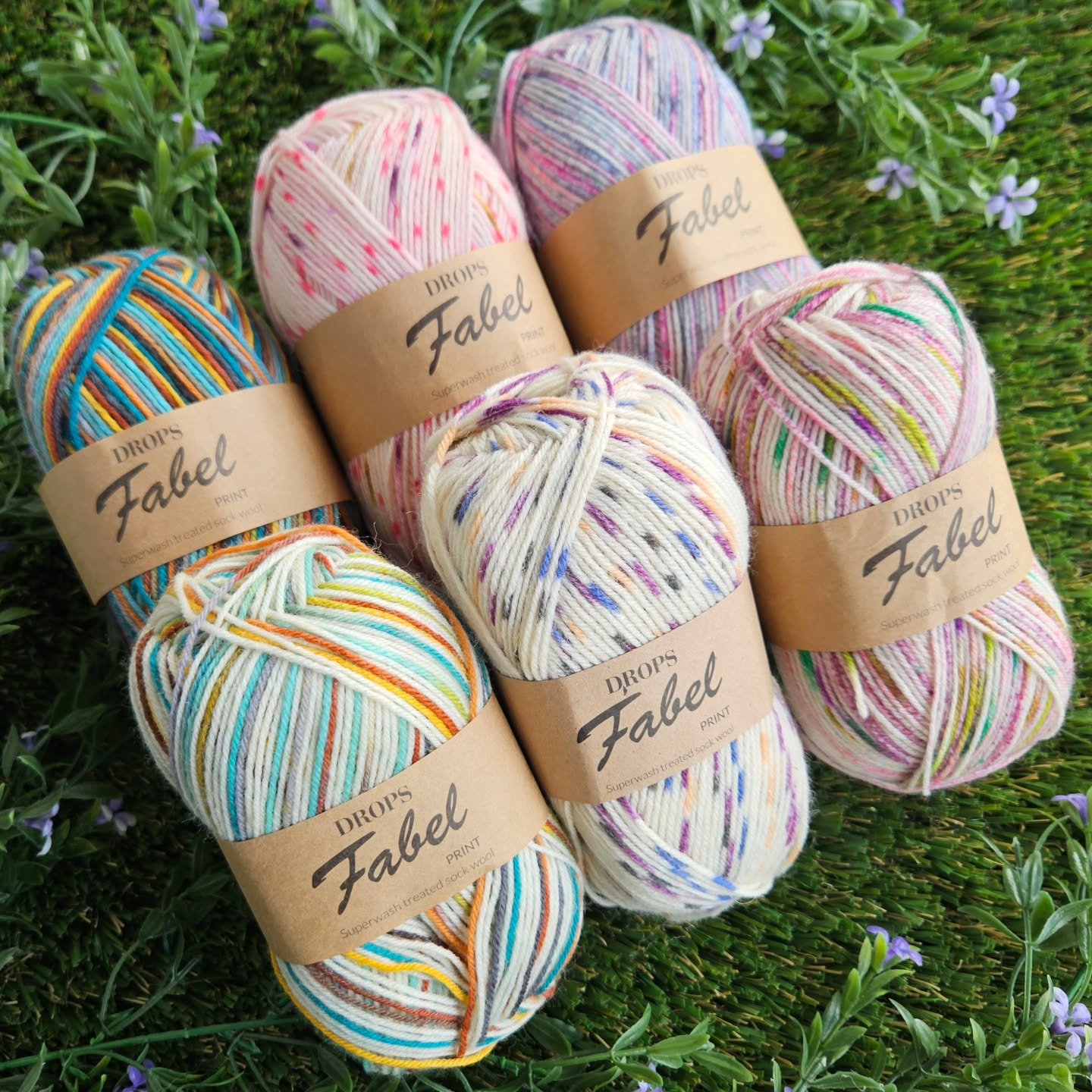 We just received 6 gorgeous new colours of Drops Fabel and we can hardly wait to cast them on our needles. 

Honestly&hellip; sock knitting has never looked SO good!

Whether you&rsquo;re planning your next pair of everyday socks, a gift knit, or sim