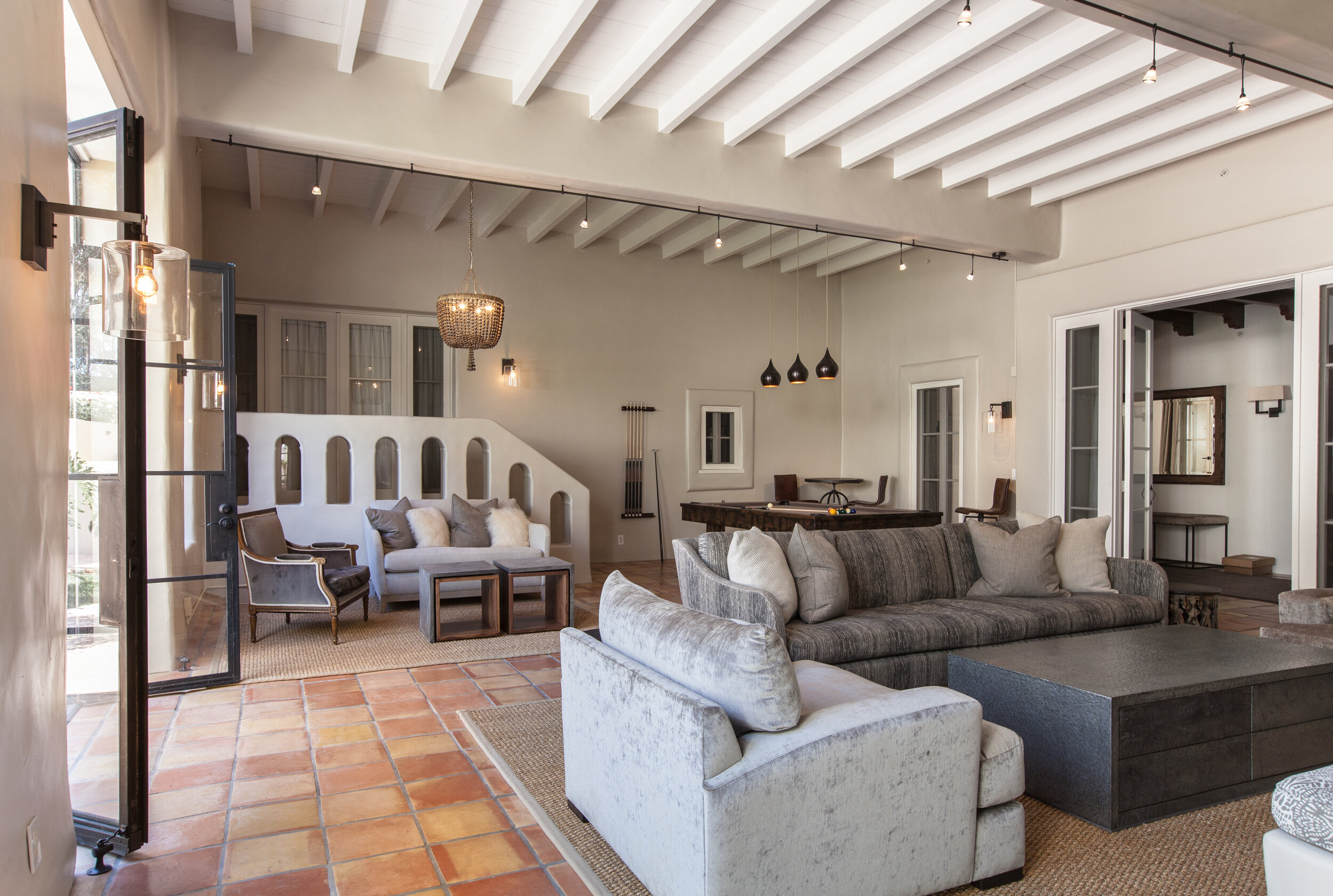 6711LagoLindo (hi res)-1.jpg