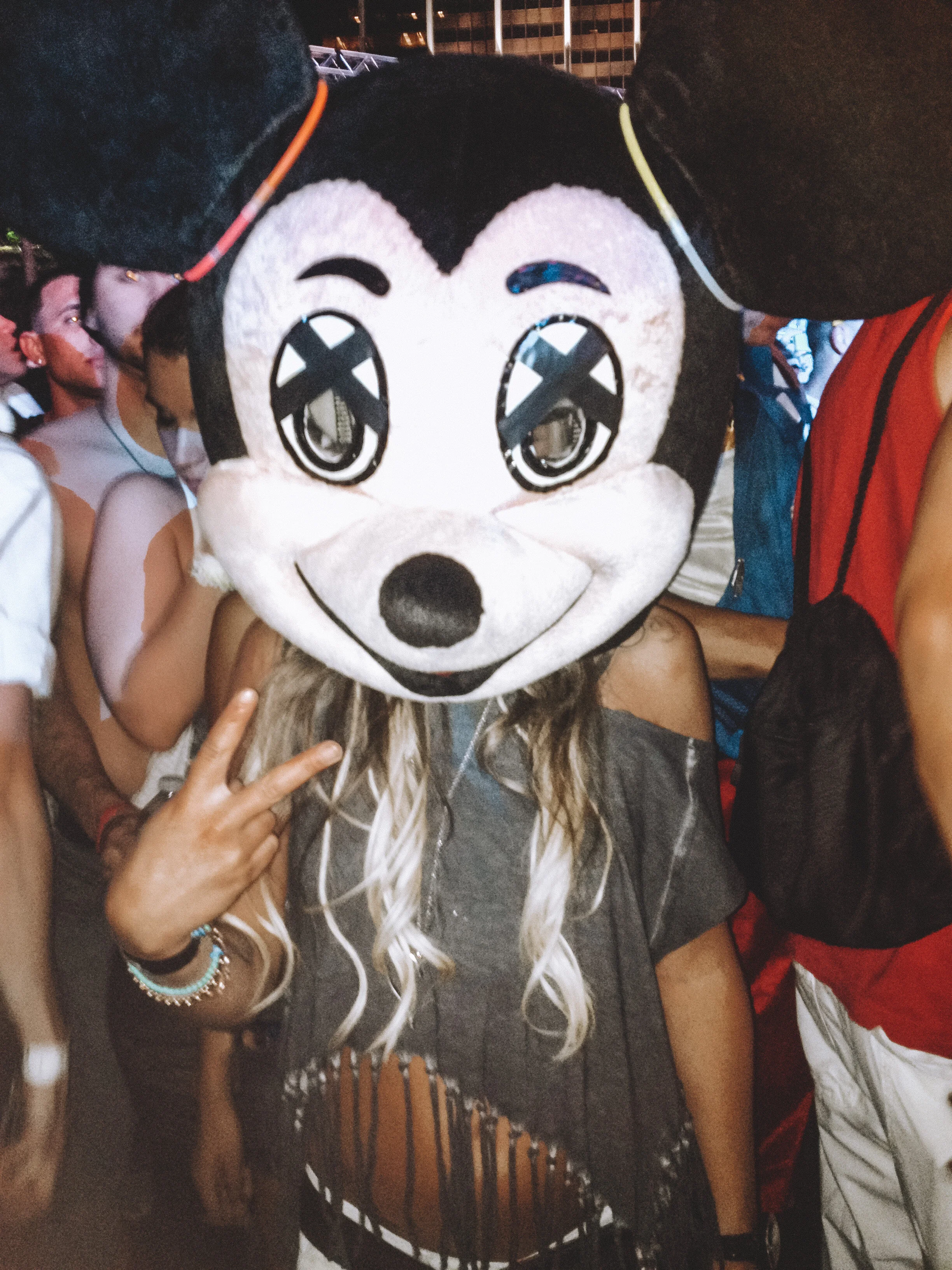 Born To Be A Badass, Chapter Share