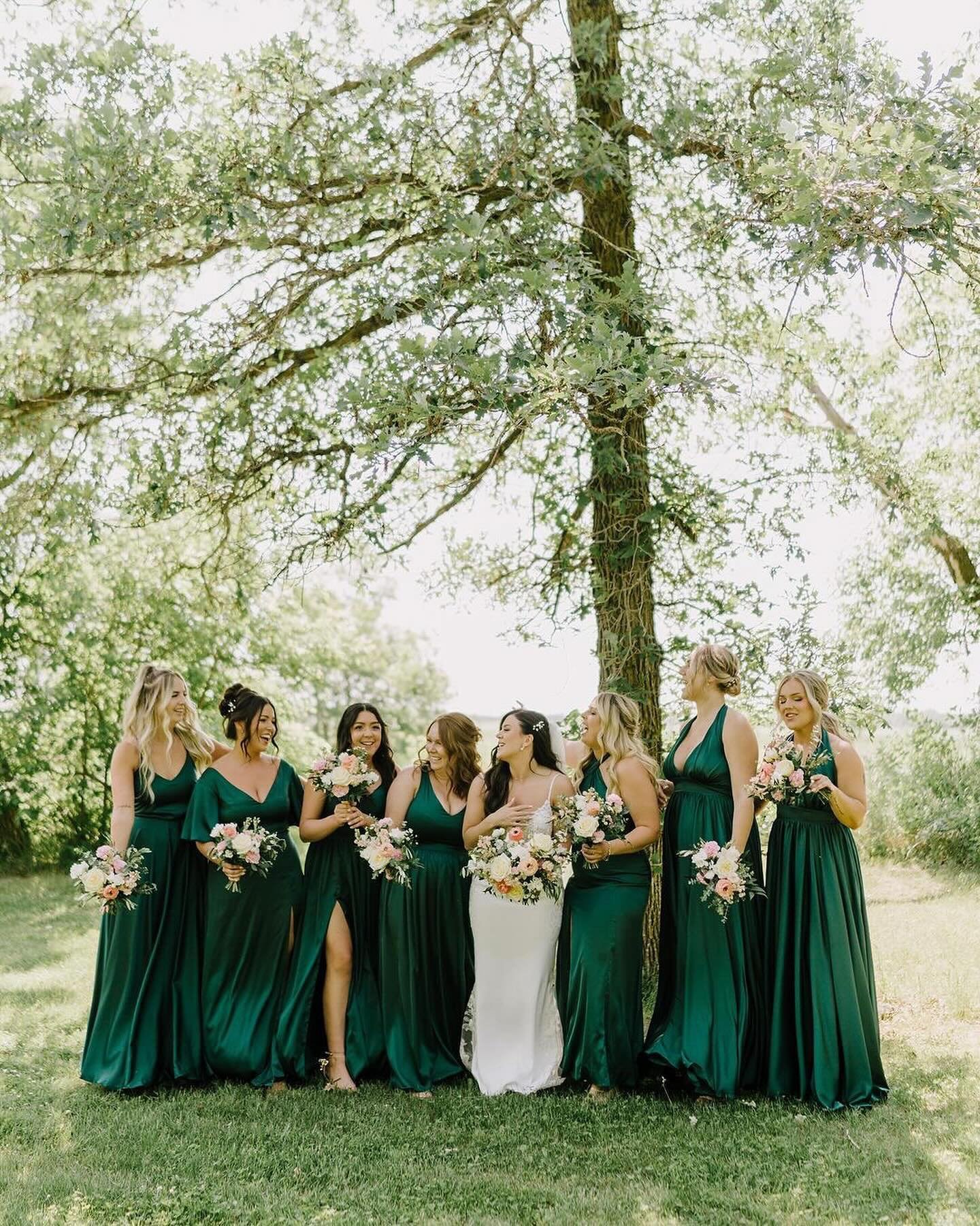 Every successful bride has her trusted circle of bridesmaids right by her side.☺️
We love seeing the joy and support these wonderful women bring to the big day. They do more than hold bouquets; they hold the day together with love and laughter. Cheer
