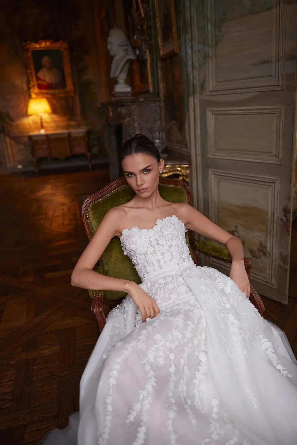 695fce3b22c36dee5c05f48c_Model-557-Aura-3.webp