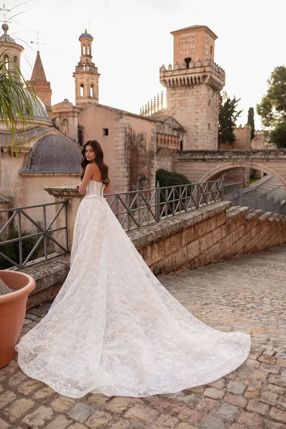 698b561ec5fbbb03610e486e_Style-284-Maddison-4.webp