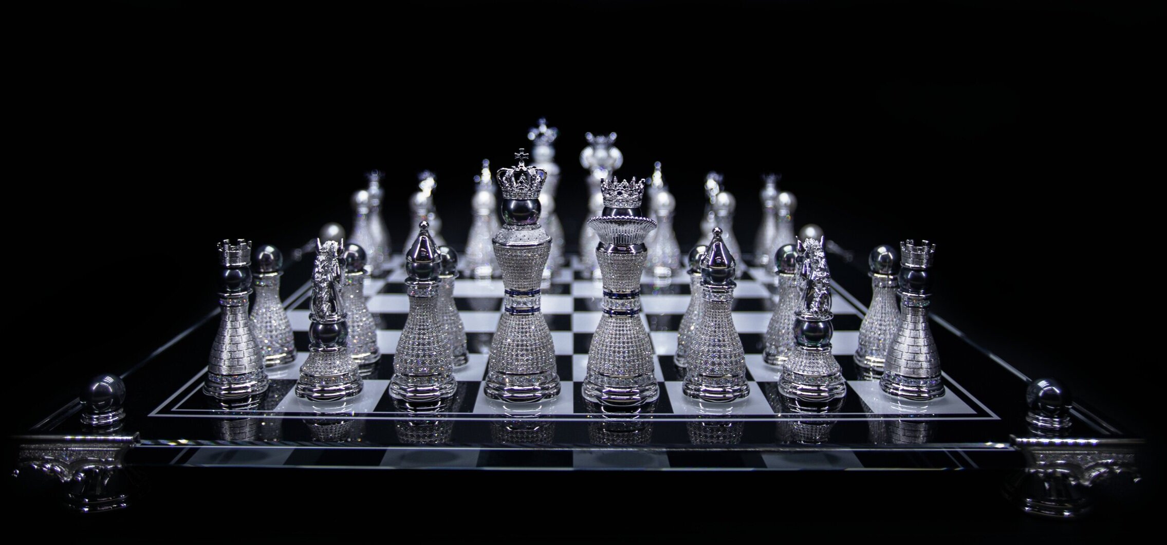 Chess Royal