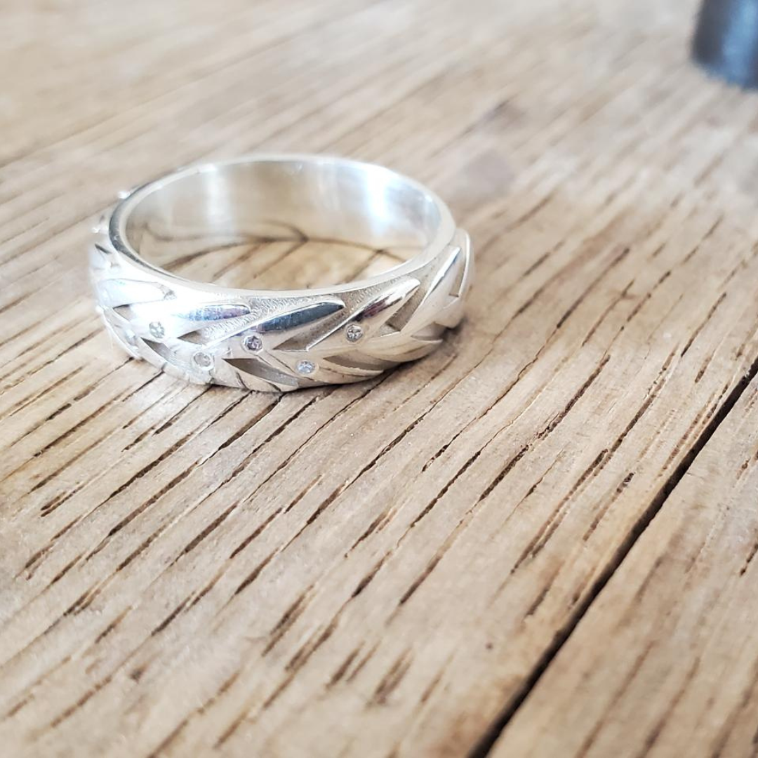 tractor tire ring design with diamonds