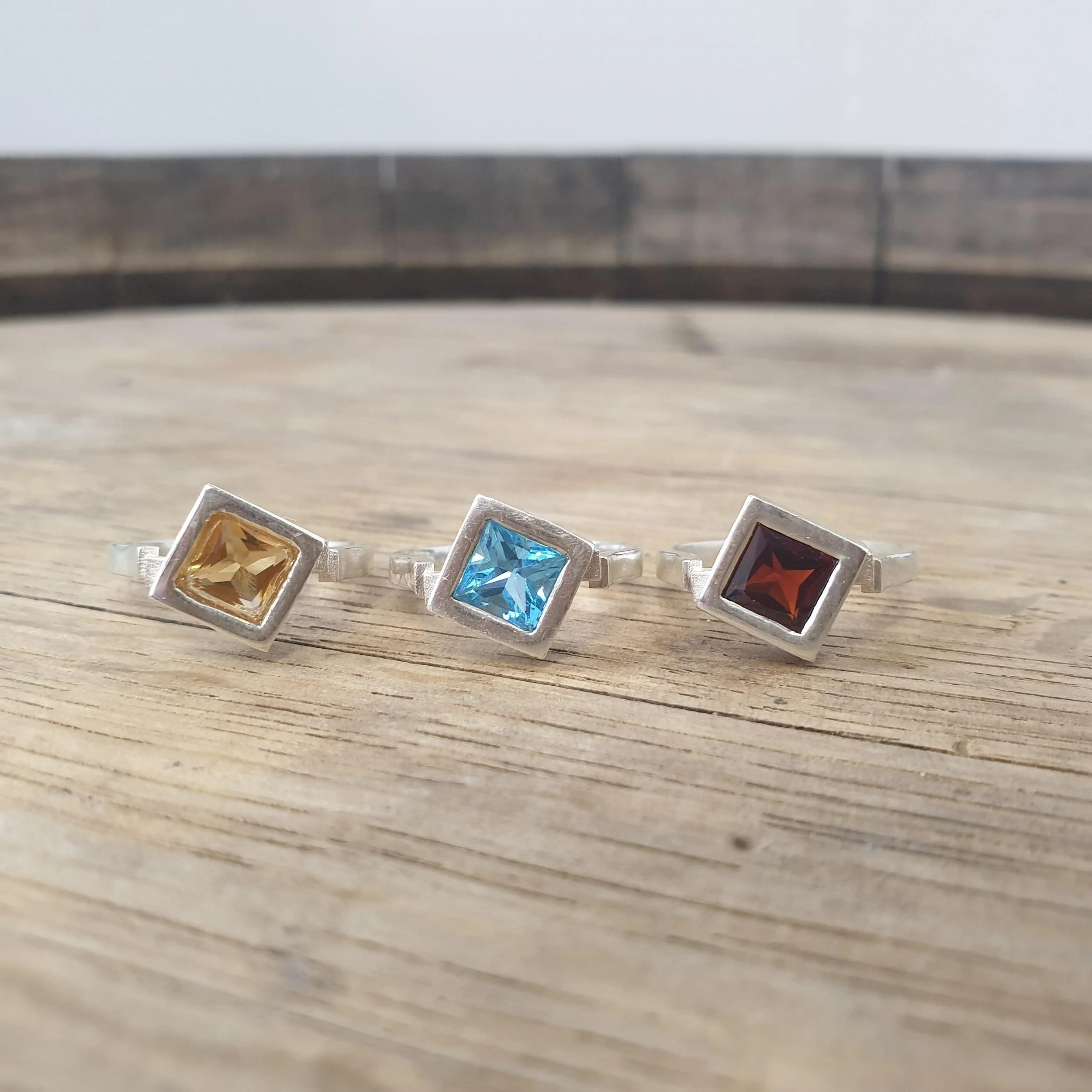bauhaus inspired jewellery