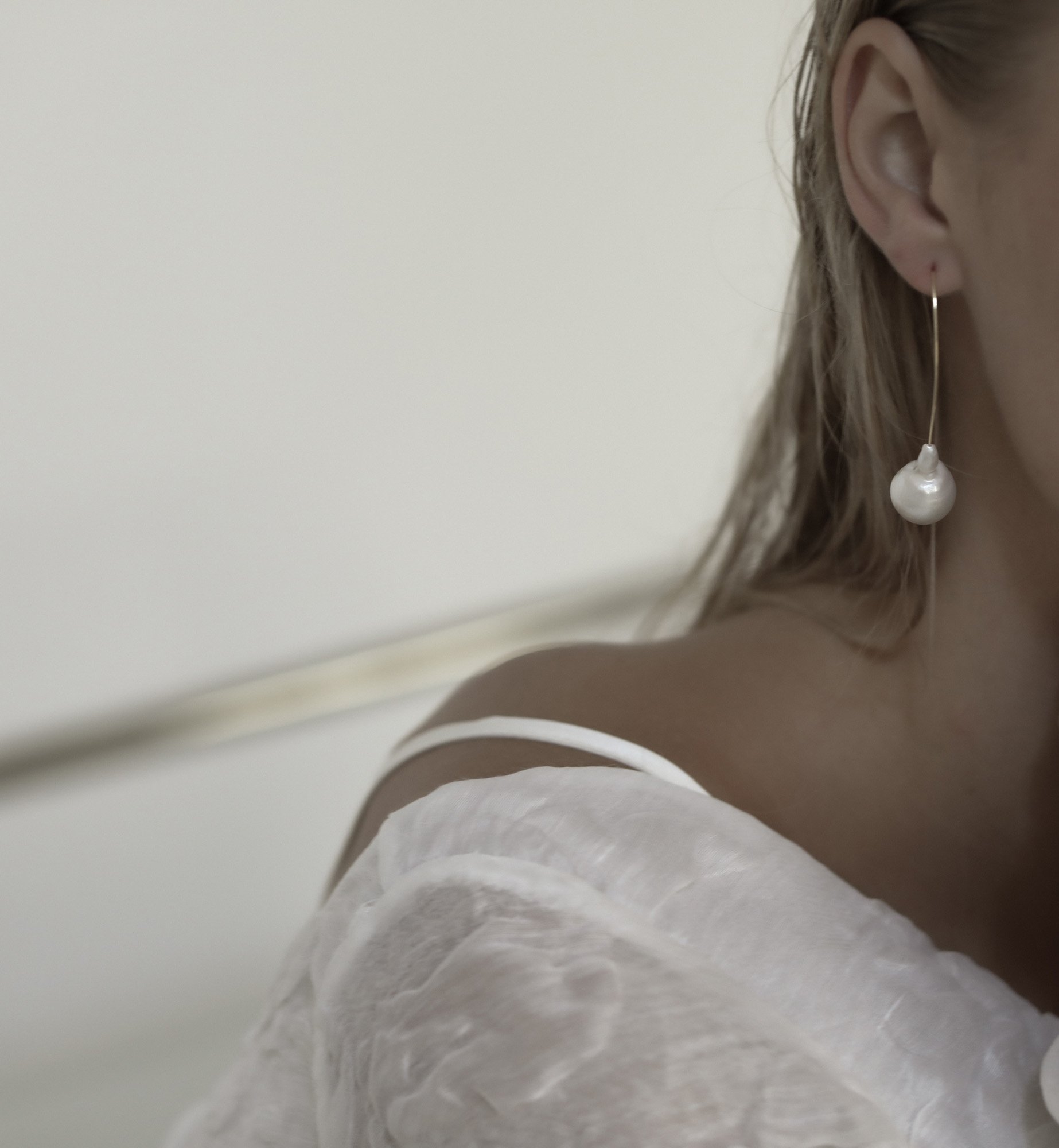 amare-bride-freshwater-pearl-stem-drop-earring-by-abellie-1.jpeg
