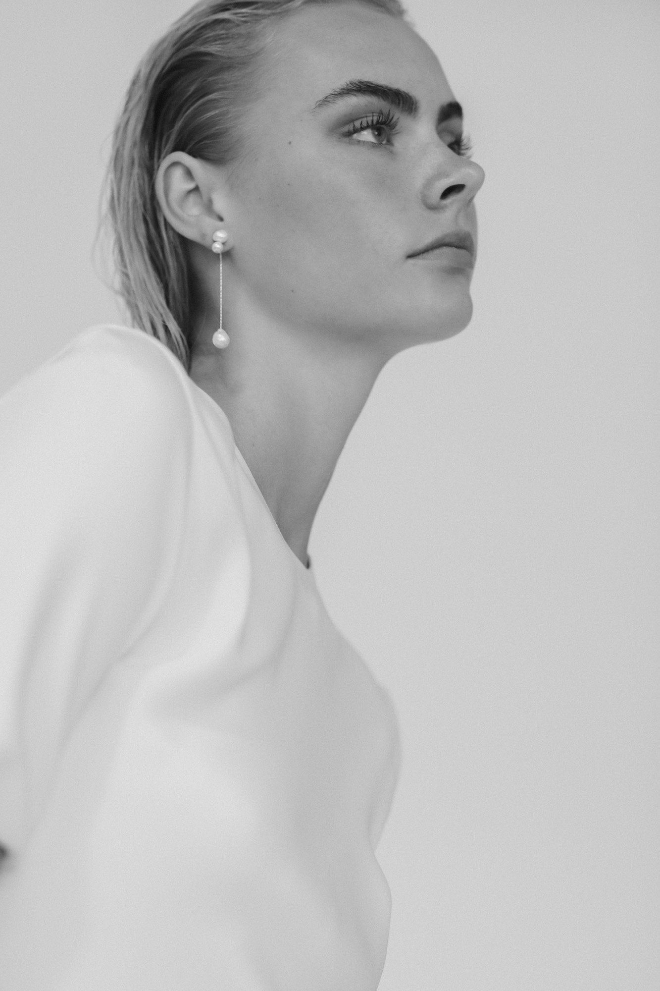 amare-bride-micro-pearl-chain-strand-by-abellie-1.jpeg