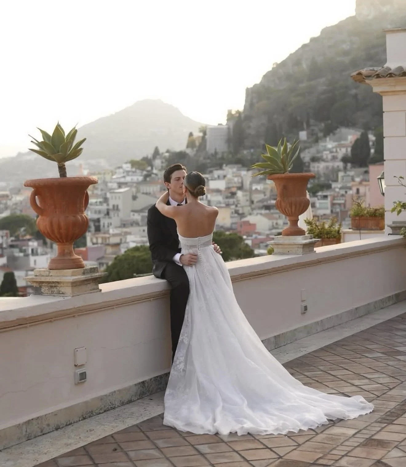 amare_bride_wedding_dress_J.andreatta_verona_2.jpg