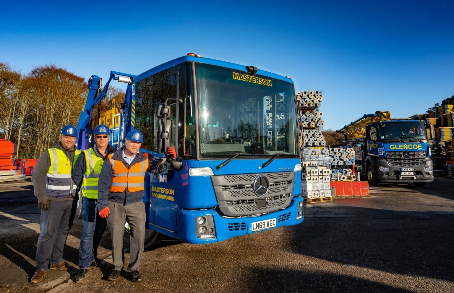 Glencoe Plant Services commissions first Mercedes-Benz Econic skiploader