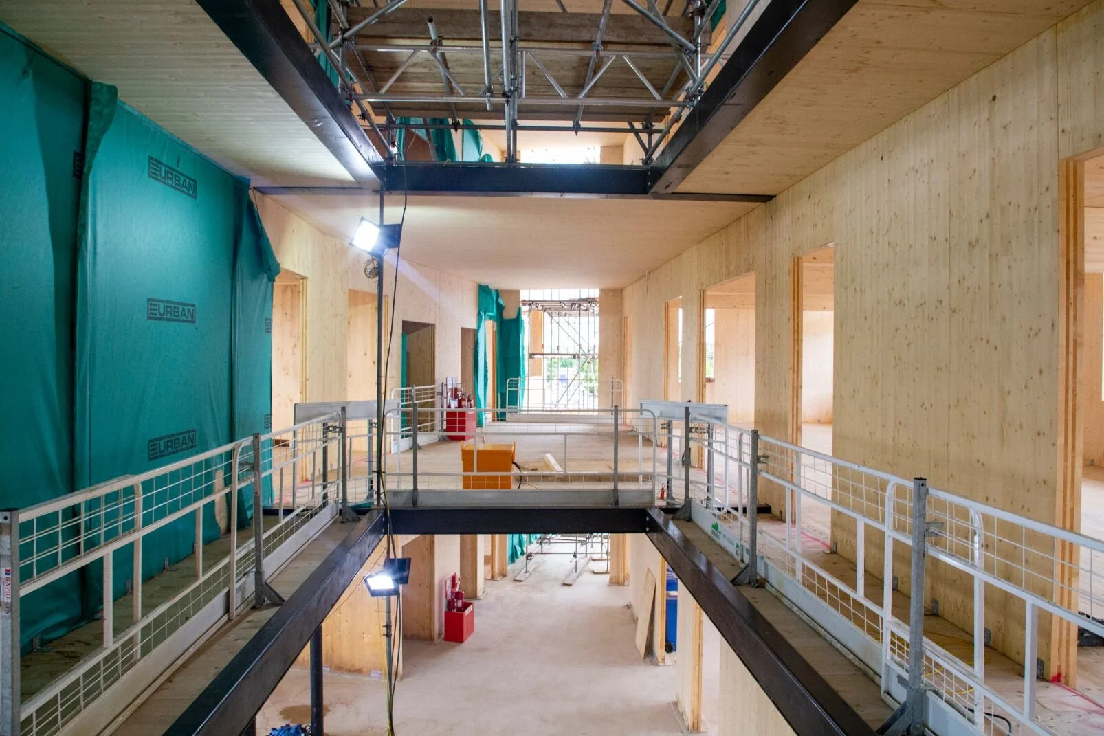 SGS-topping-out-4.jpg