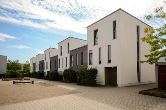 Government-backed loans for smaller builders not enough, claims industry
