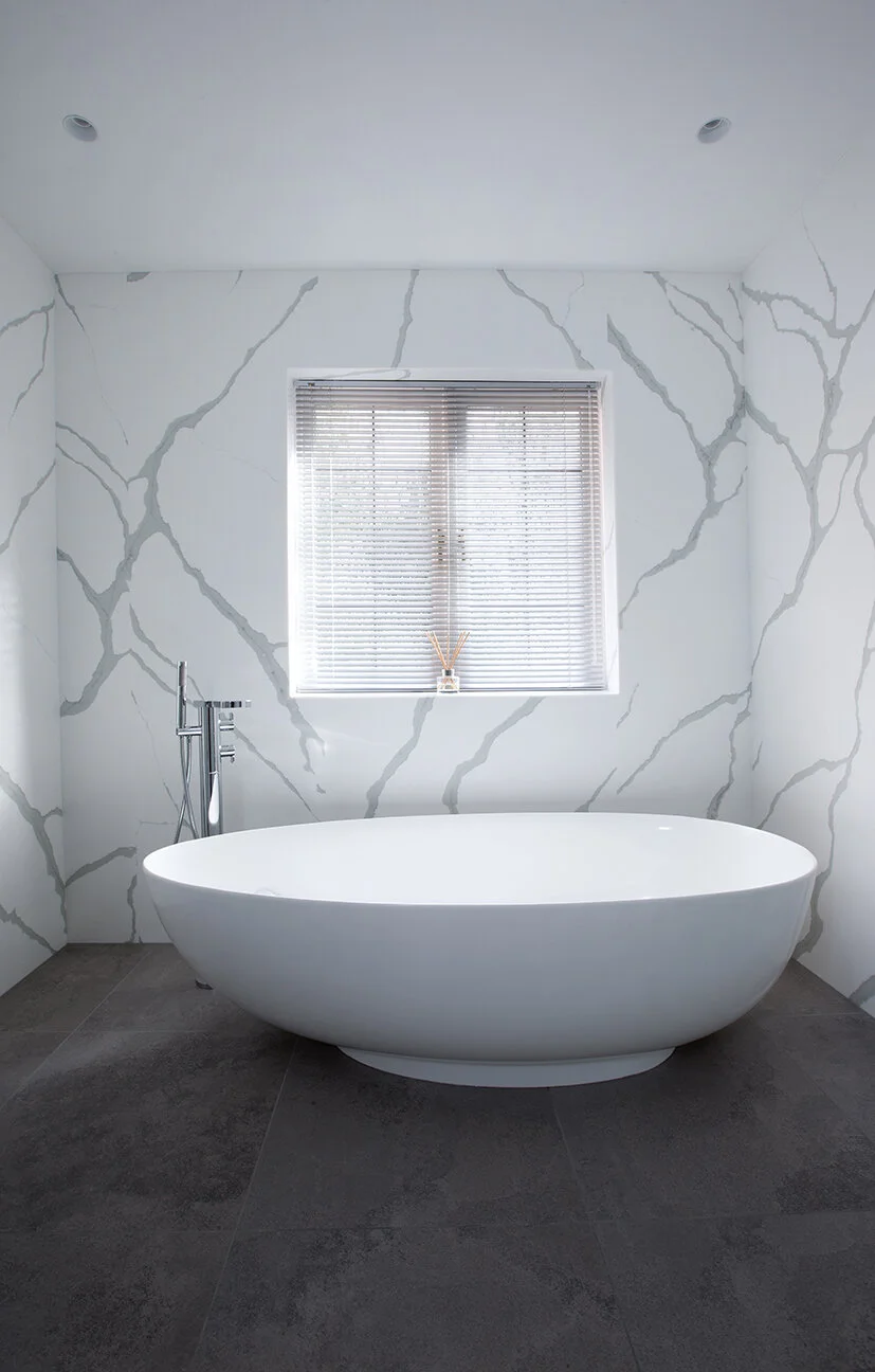 minerva Calcutta White with bath.jpg