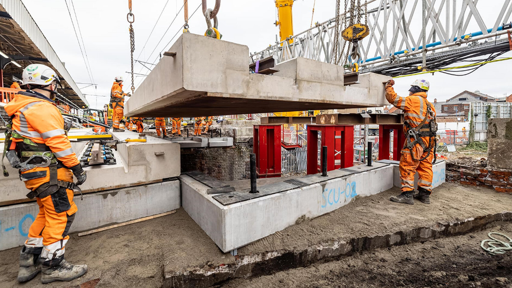Warrington-Bank-Quay-new-deck-lift.jpg