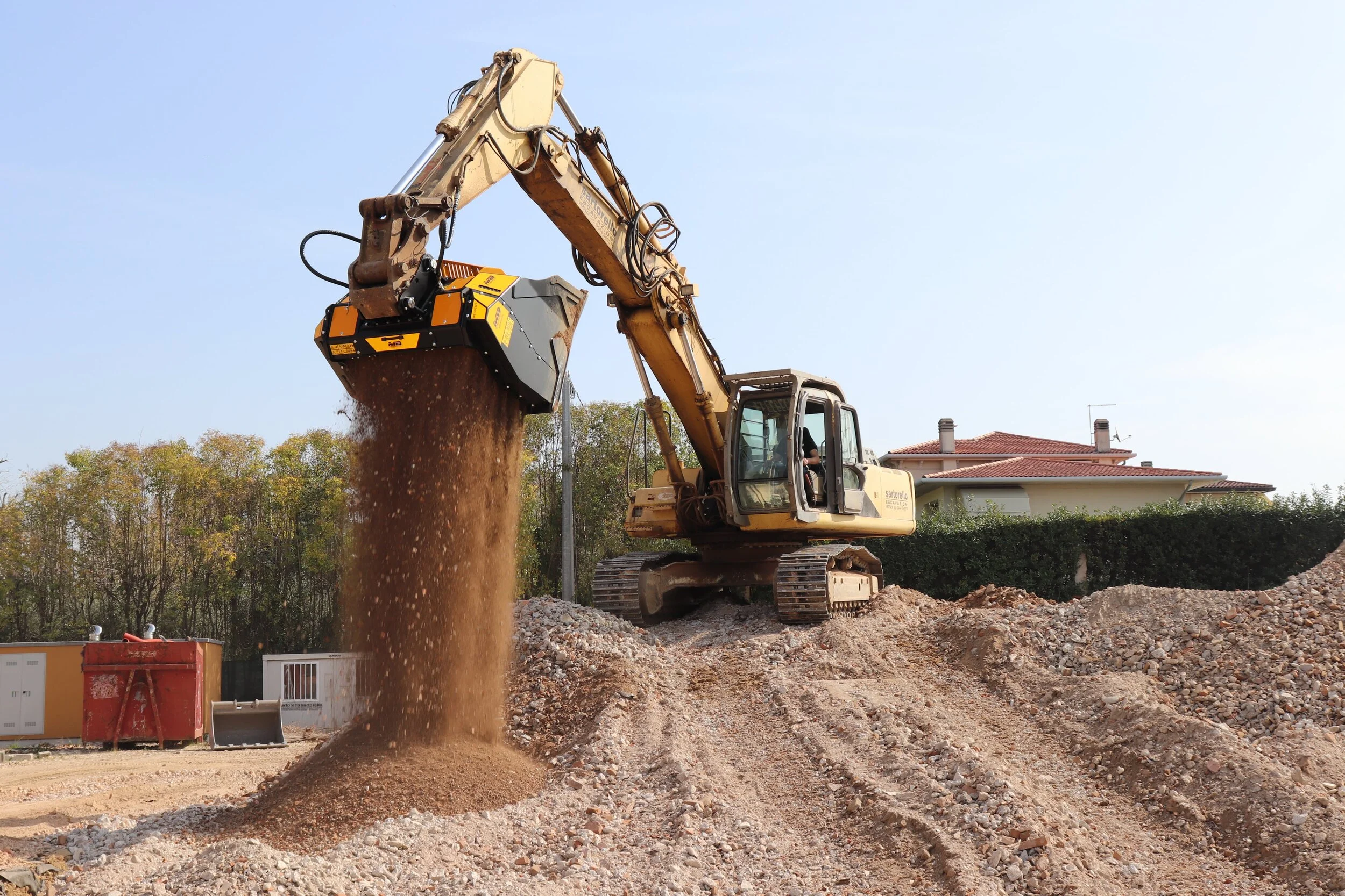 The ‘Bold Type’: The shafts screeners ‘Big Sister’ is here, the NEW MB-HDS523