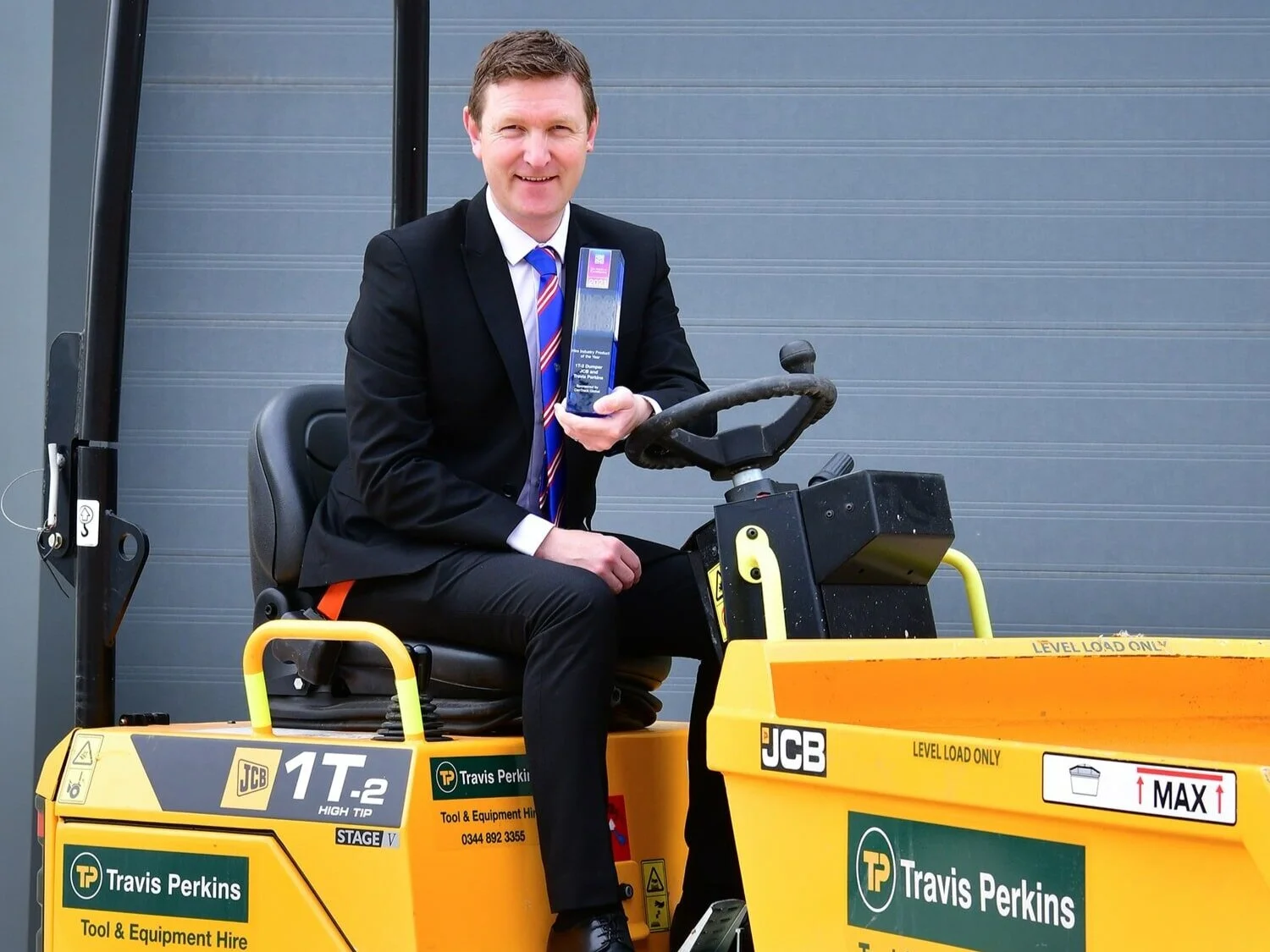 Safety first as JCB Site Dumper crowned hire product of the year