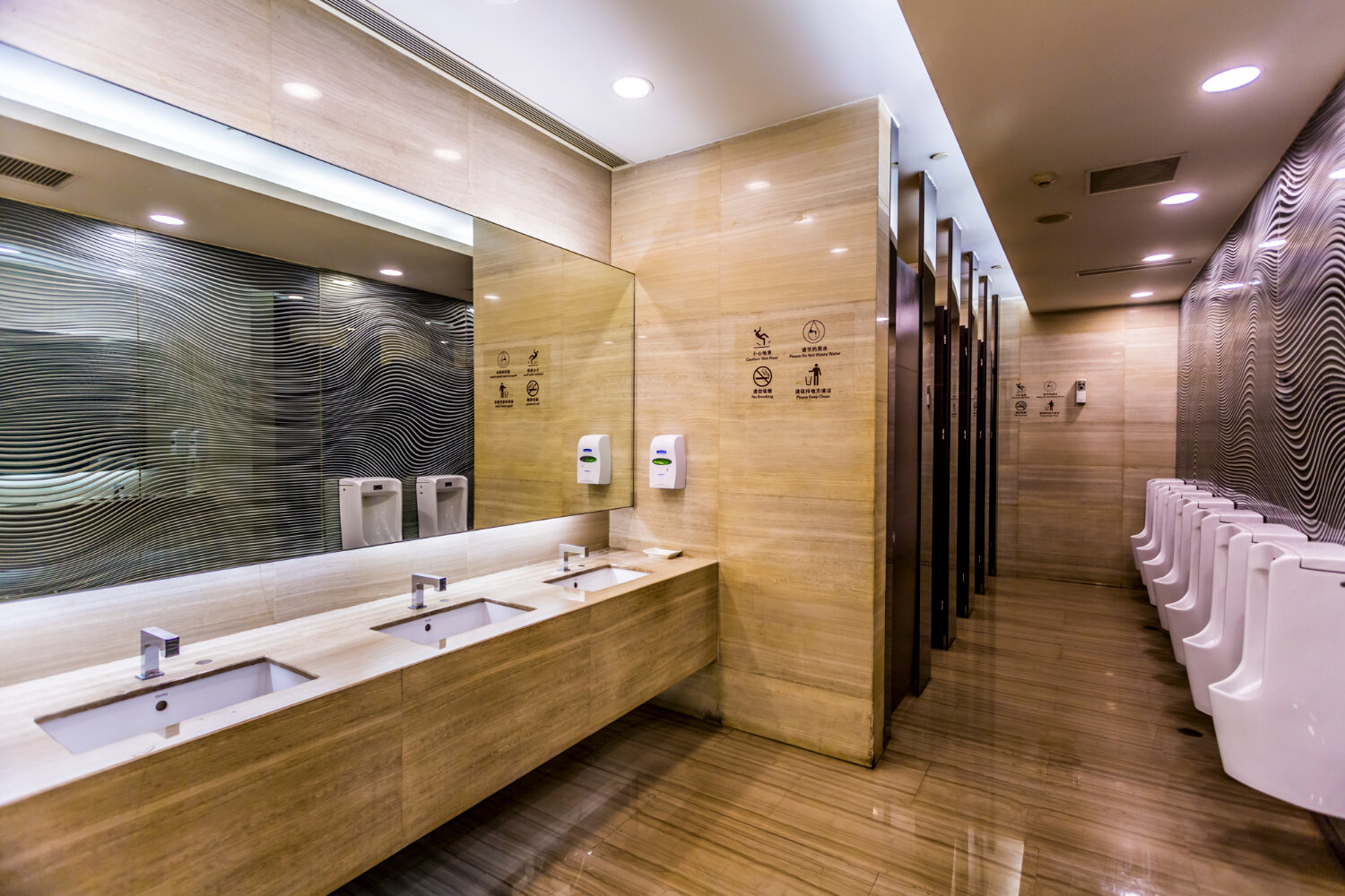 Commercial Washrooms Market to be worth £408m by 2025